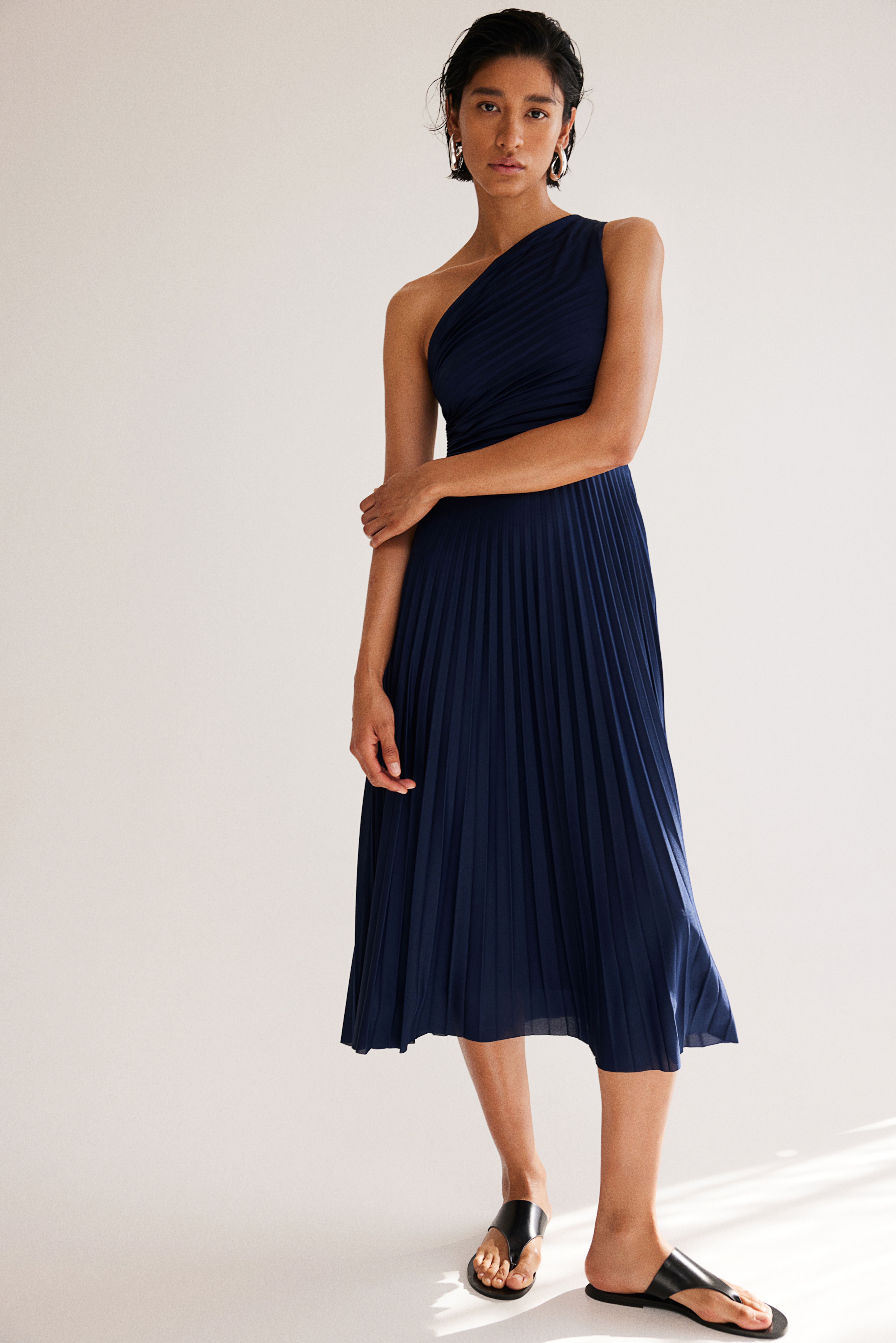 Pleated One shoulder Dress