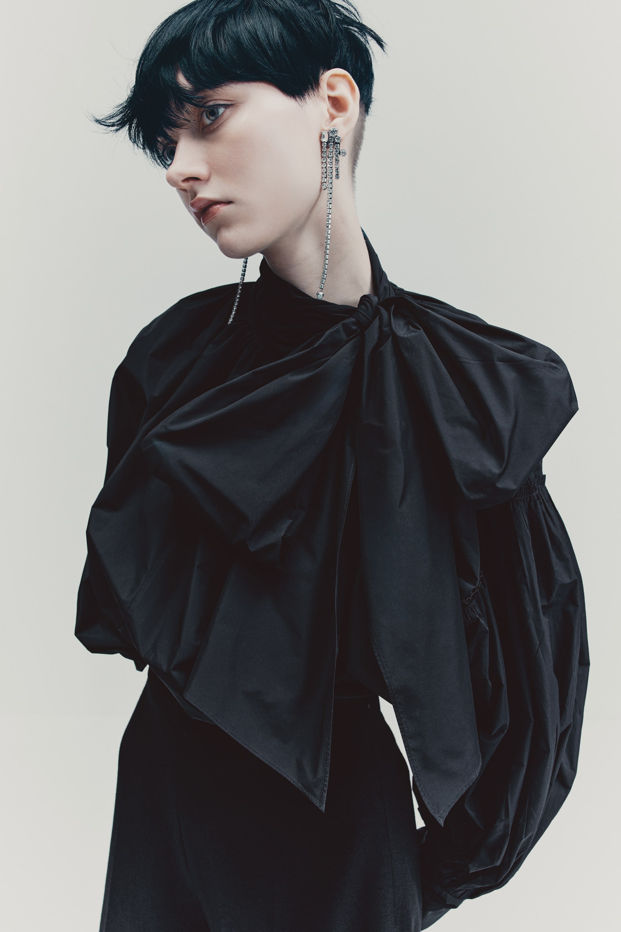 查看大圖: 蝴蝶結飾女衫 - 黑色 - Ladies | H&M HK 1