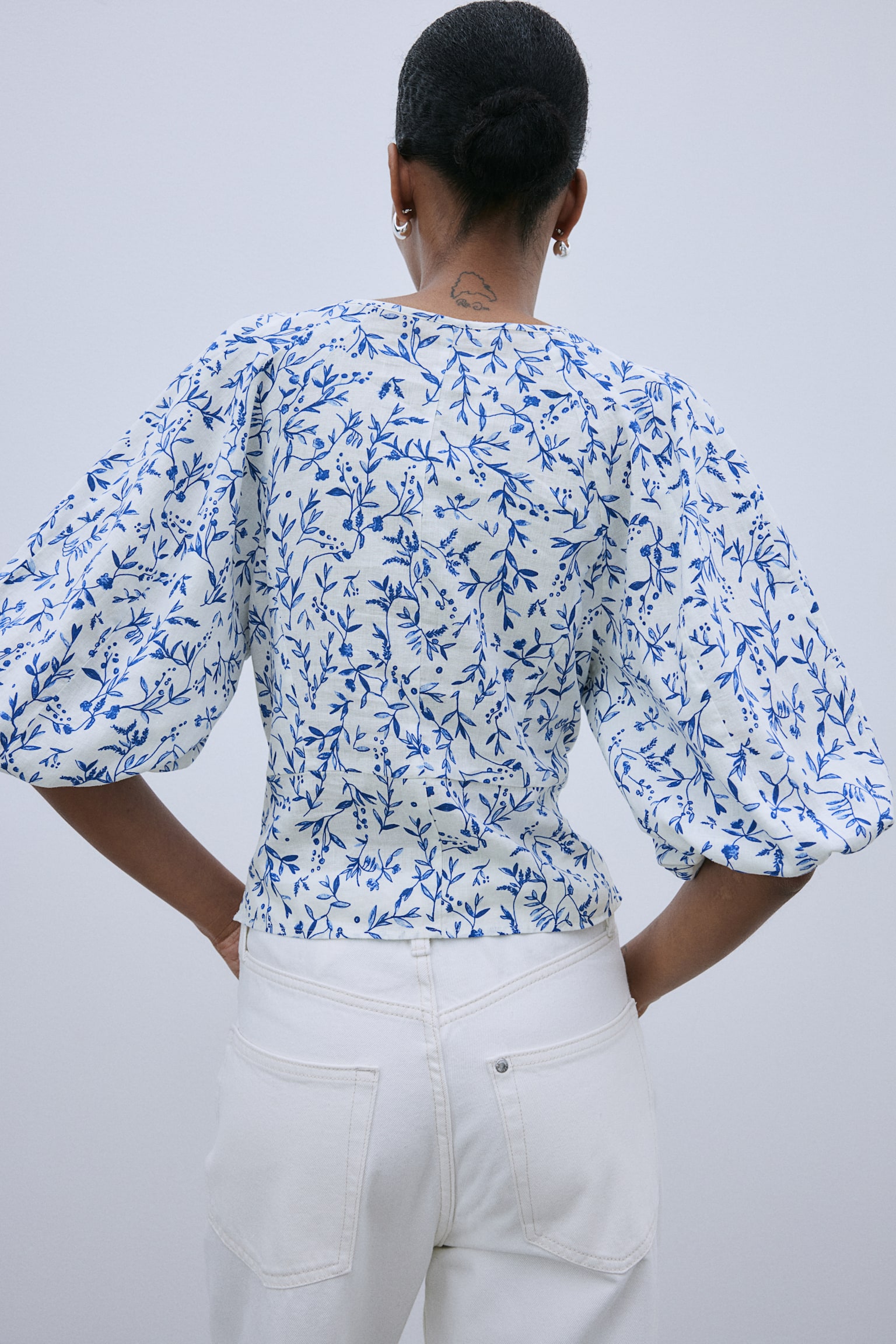 Linen Blend Blouse - White/Blue floral/White/Blue floral/White/Pattern/White - 3