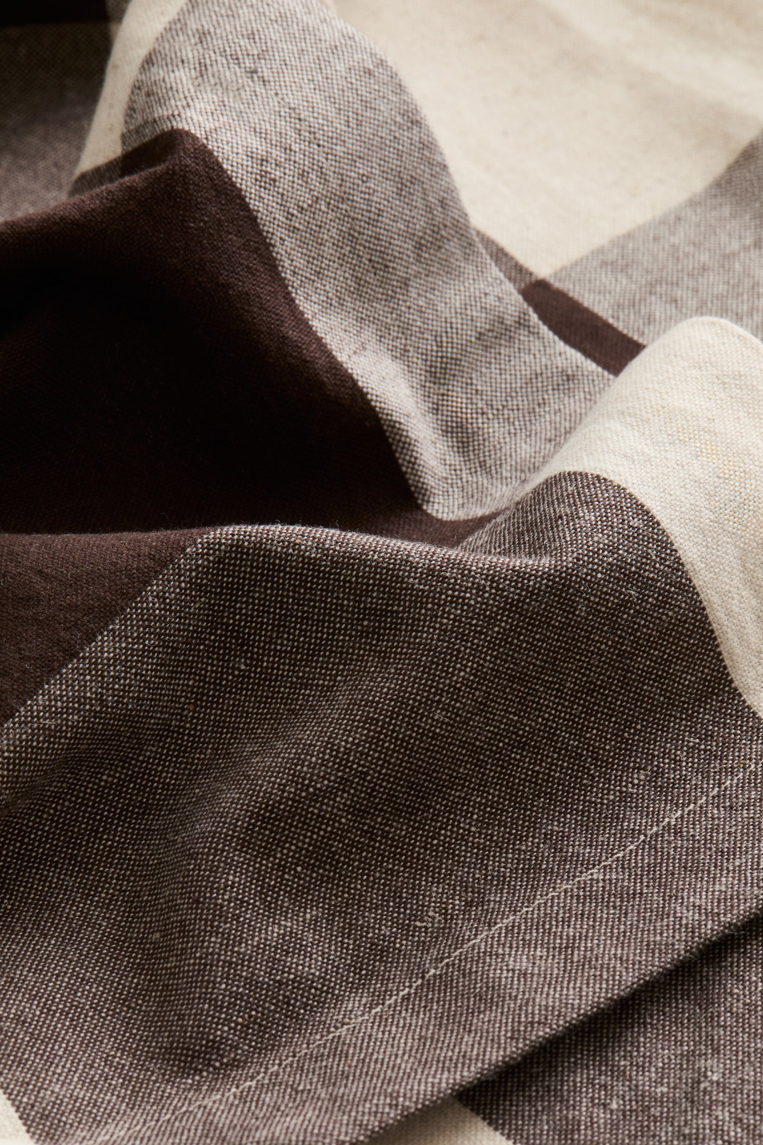 Obrus z domieszką lnu - Ciemnobrązowy/Krata gingham/Ciemnobrązowy/Paski/Beżowy/Paski/Zieleń khaki/Paski/Beżowy/Krata gingham/Zieleń khaki/Krata gingham/Pomarańczowy/Krata gingham/Jasnoróżowy/Paski/Jasnoróżowy/Krata gingham - 3