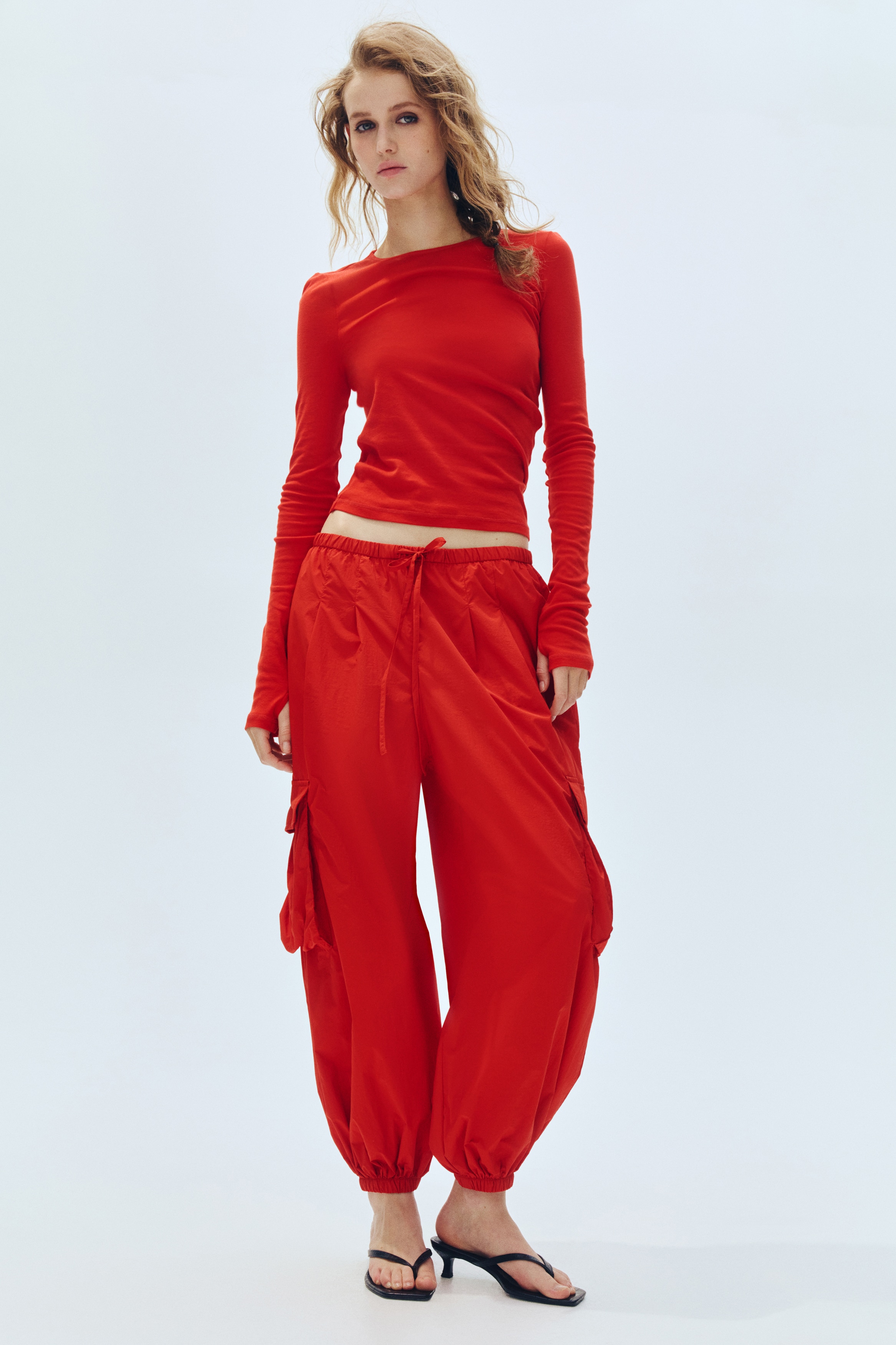 Balloon cargo trousers - Bright red/Dark grey/Light beige/Light yellow-green