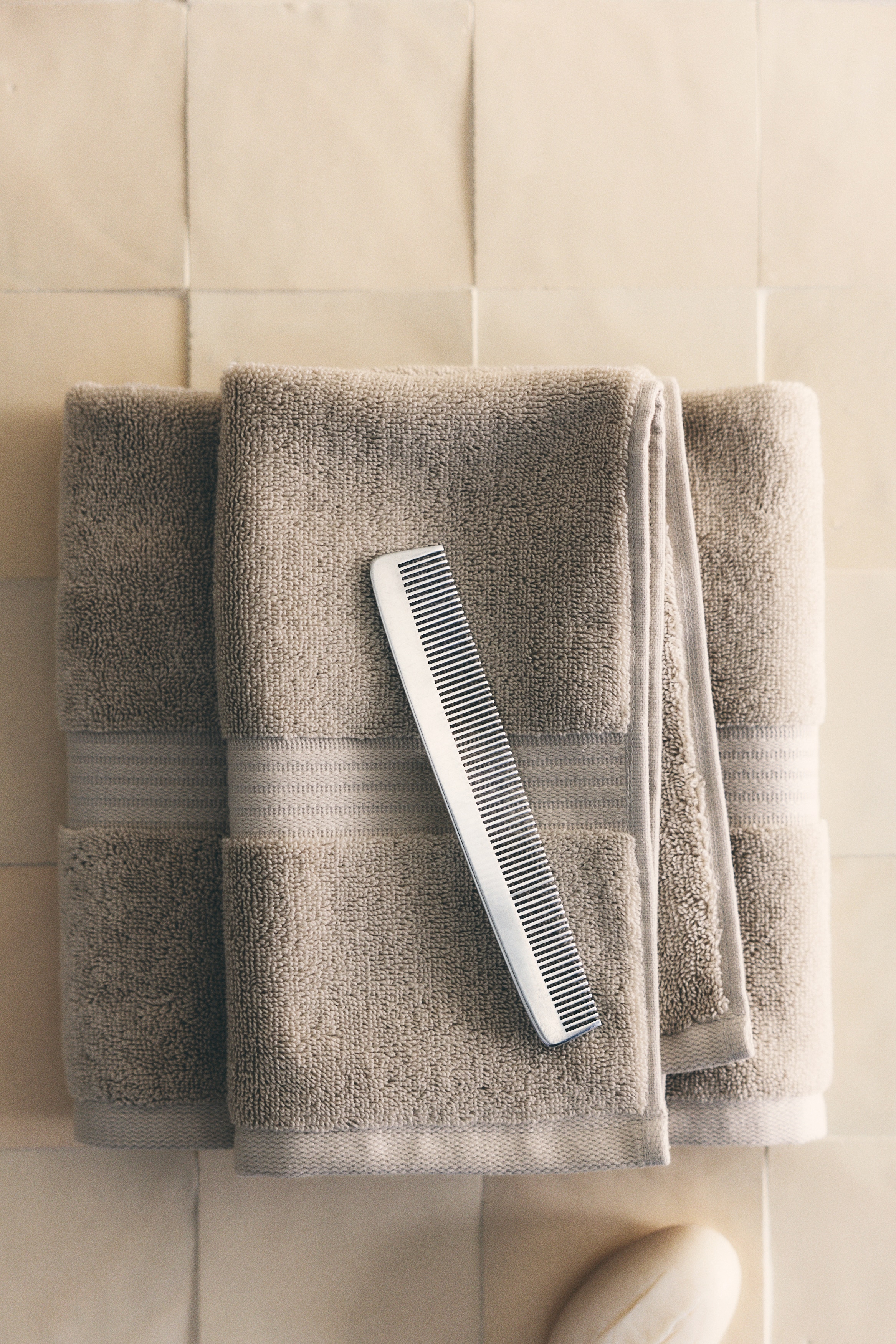 2-pack cotton terry guest towels - Light beige/White