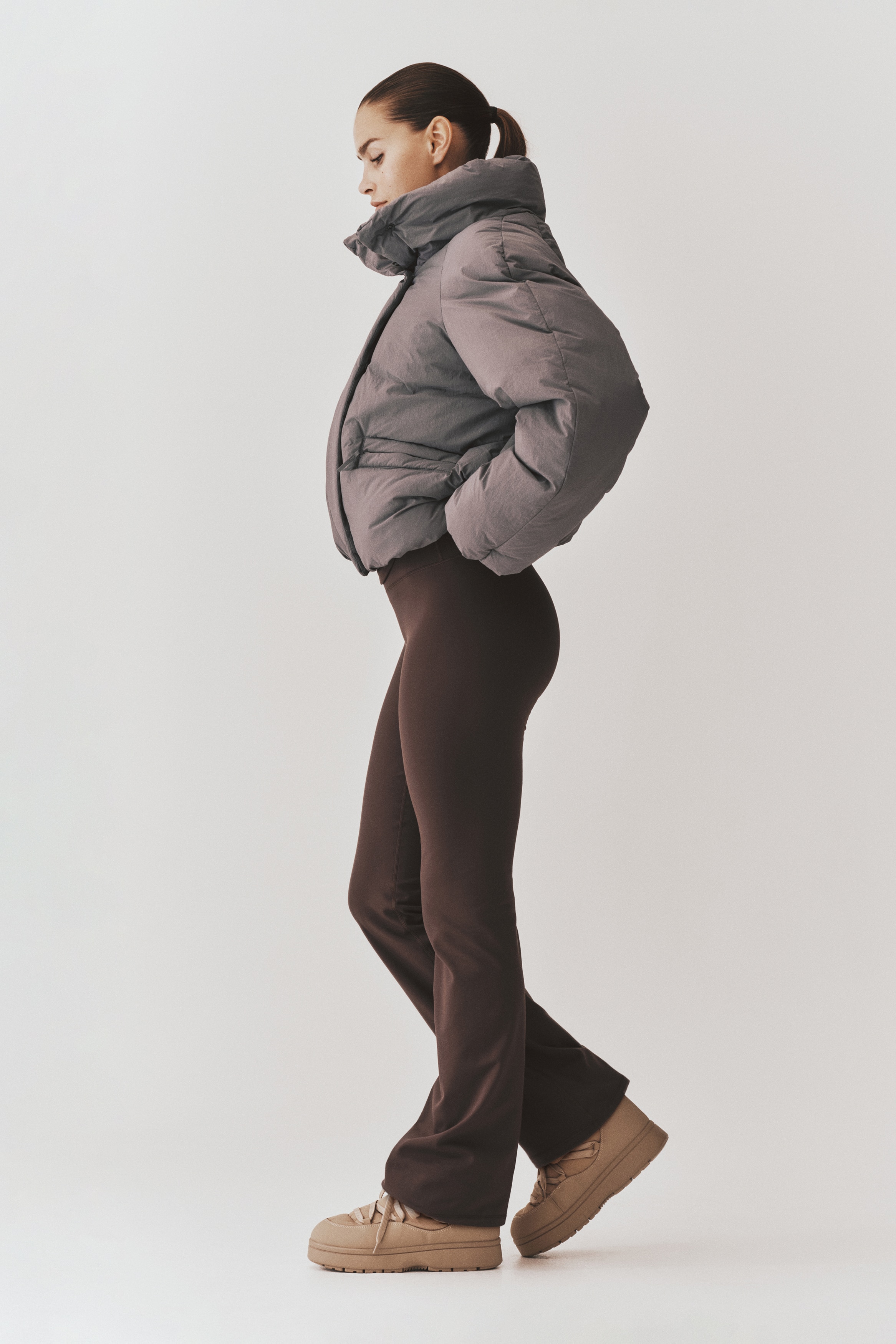 Flared Warm Fleece Leggings with SoftMove™Model