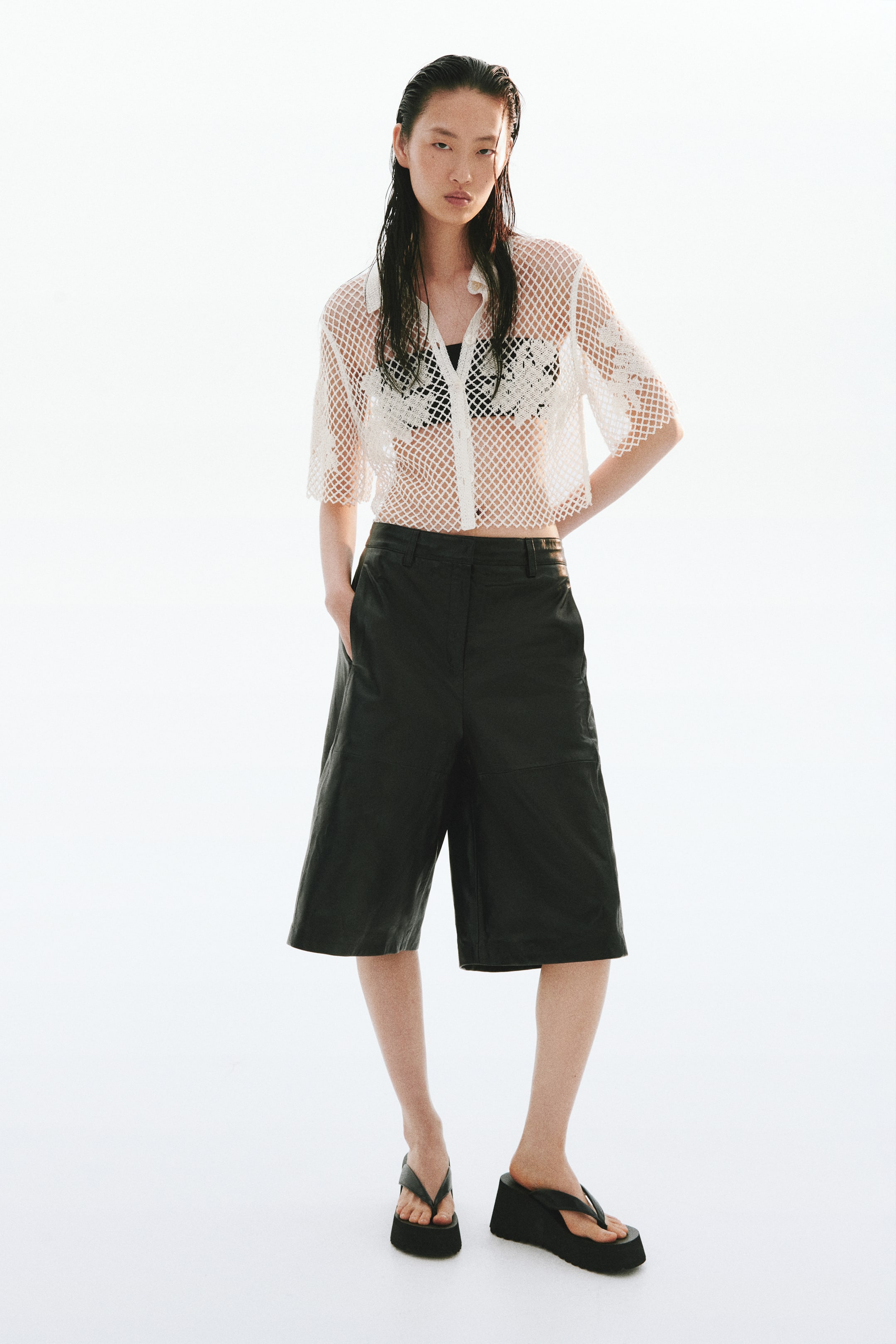 Женские рубашки H&M Bead-Detail Crochet-Look Shirt — фото 5