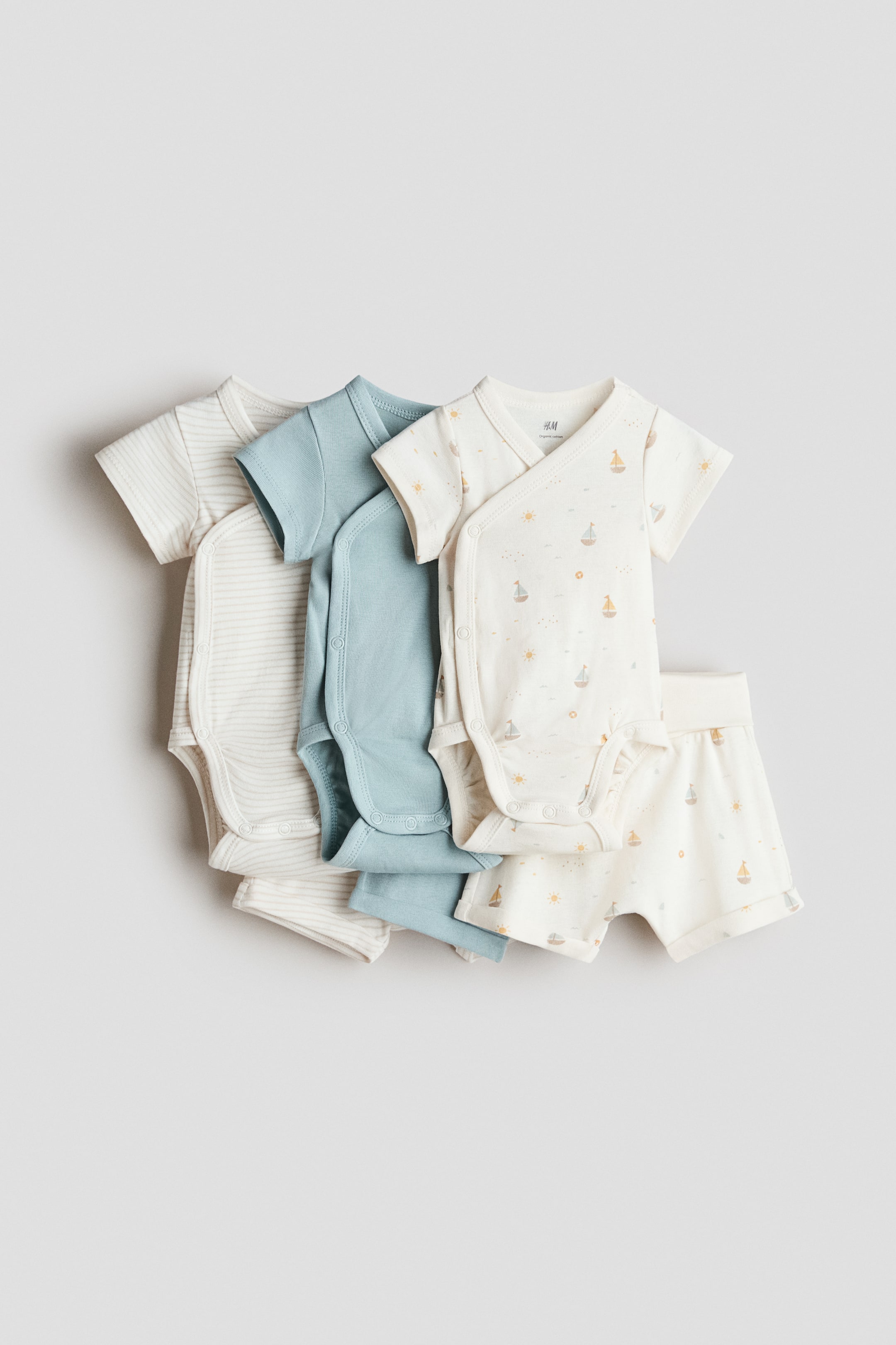 View larger image: 6-piece jersey set - Light dusty blue/Sailing boats - Kids | H&M IN 1