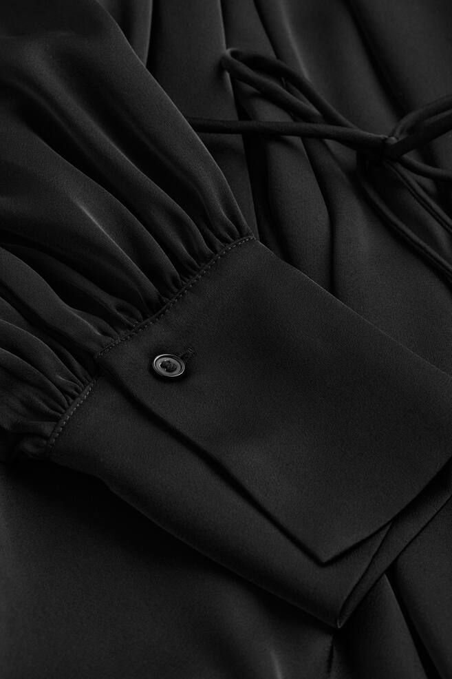 Short satin dress - Black - 2