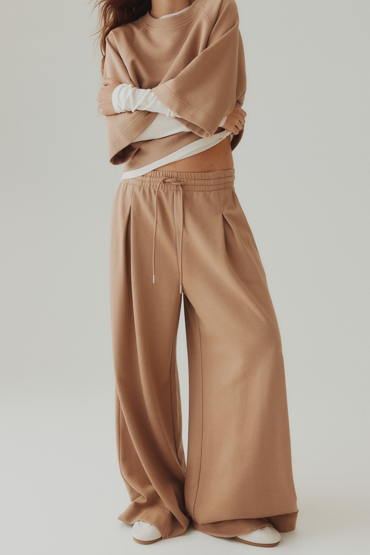 Pleat-detail drawstring trousers - Dark beige/Burgundy/Light beige - 6