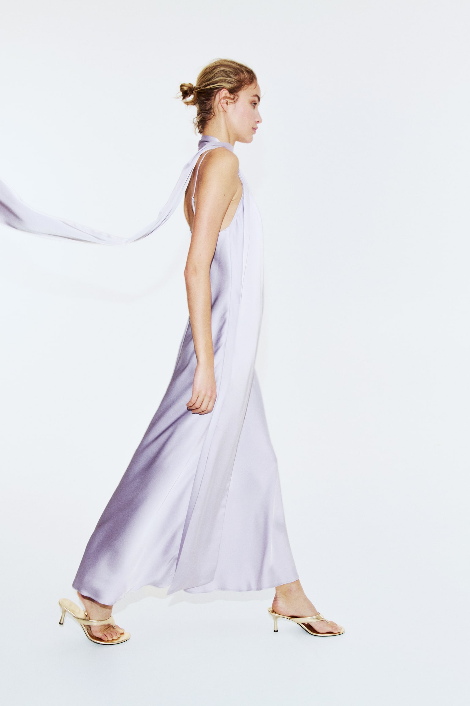 Robe à bretelles fines en satin avec écharpe - Violet clair - 5