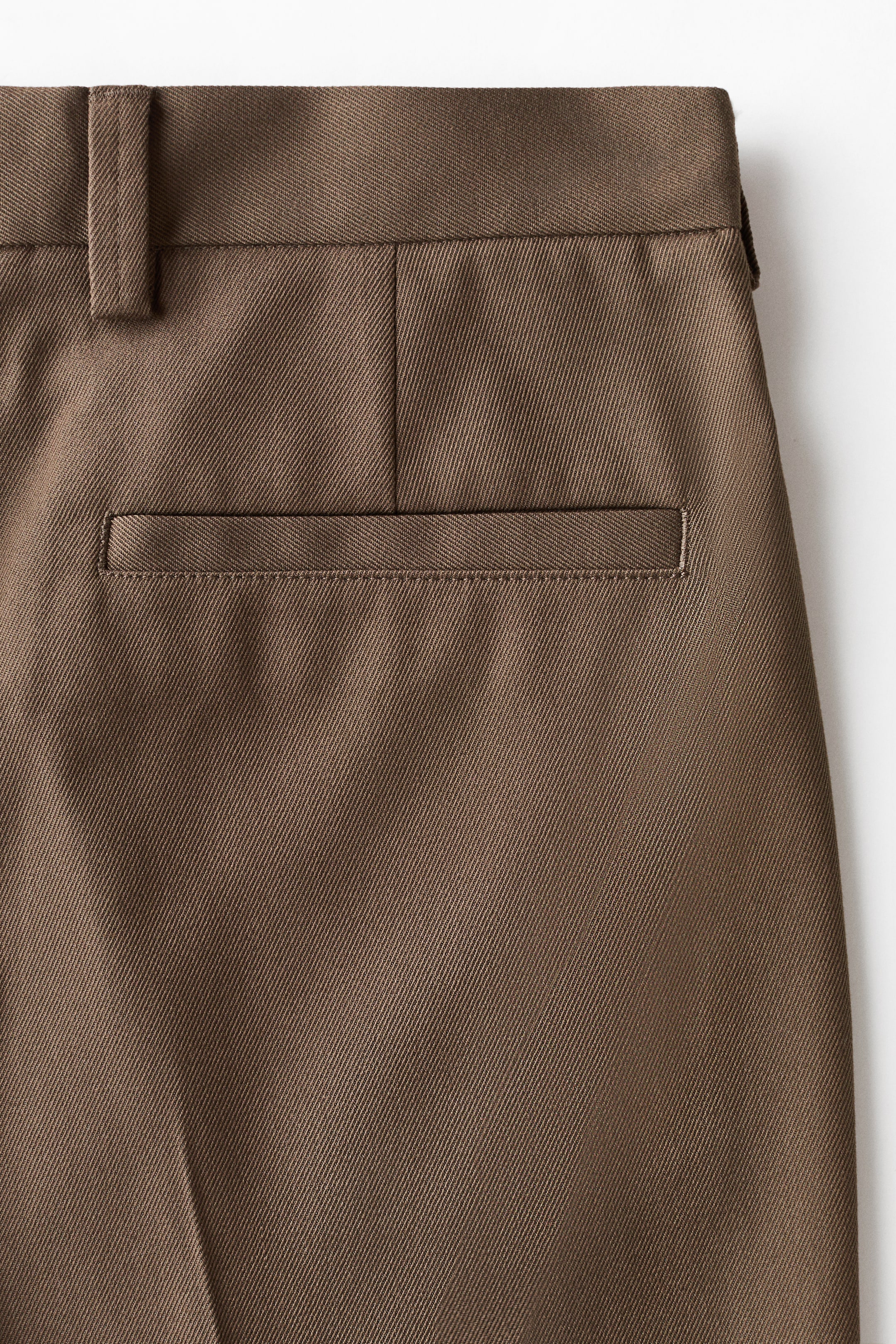 Relaxed-Fit Wide-Leg Tailored Pants