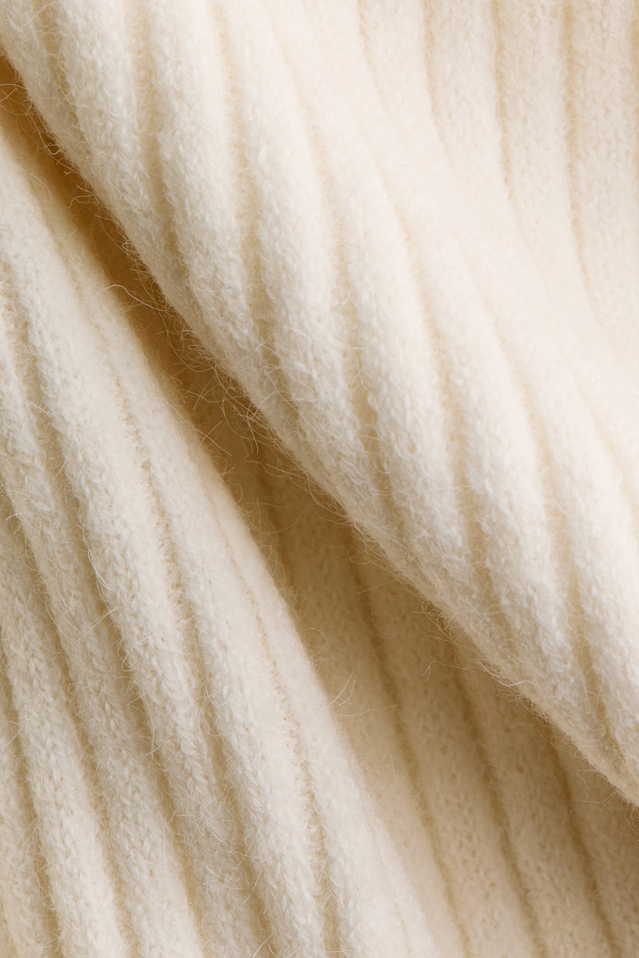 Wide-Leg Rib-Knit Pants