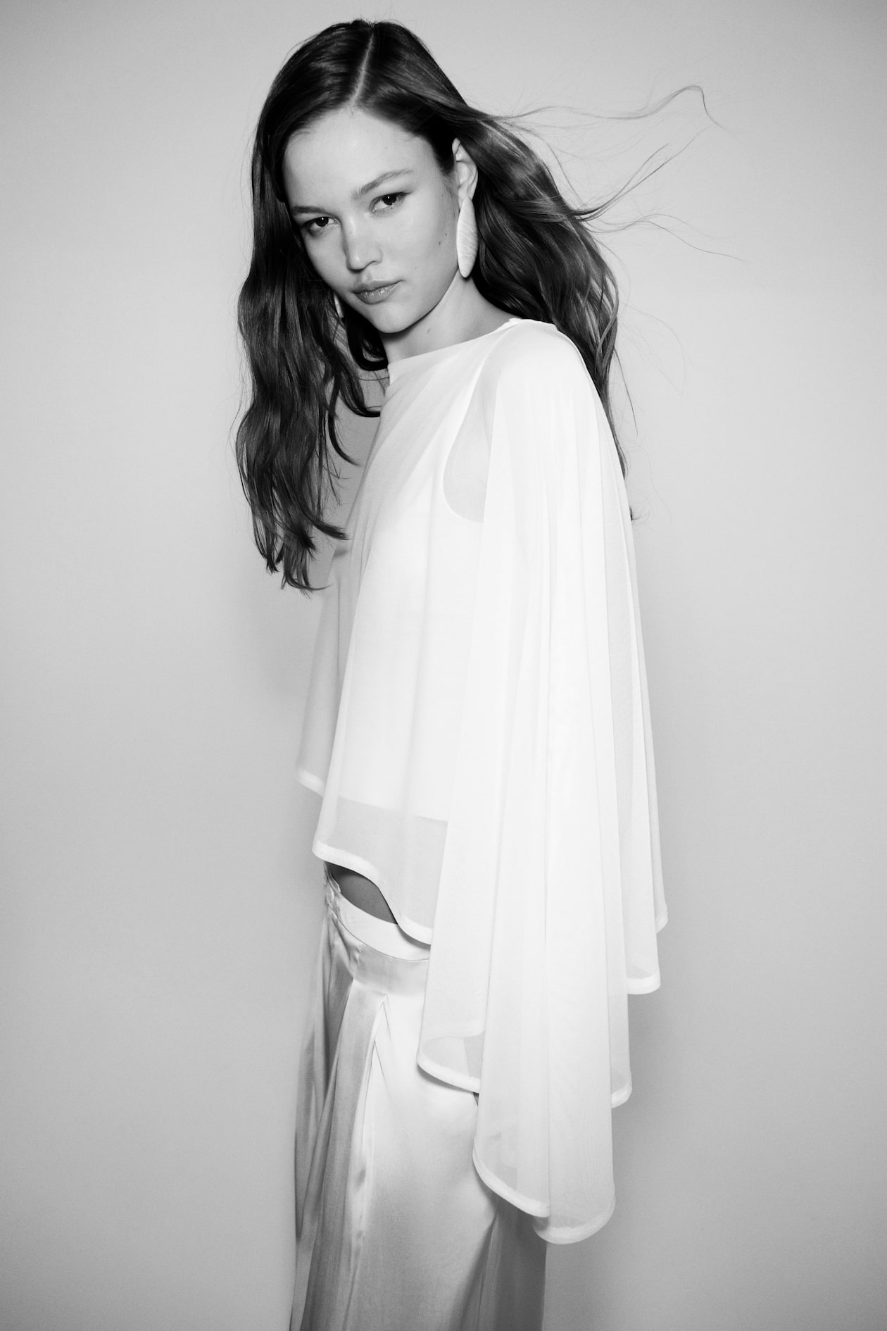 Asymmetric Cape Top - image 4