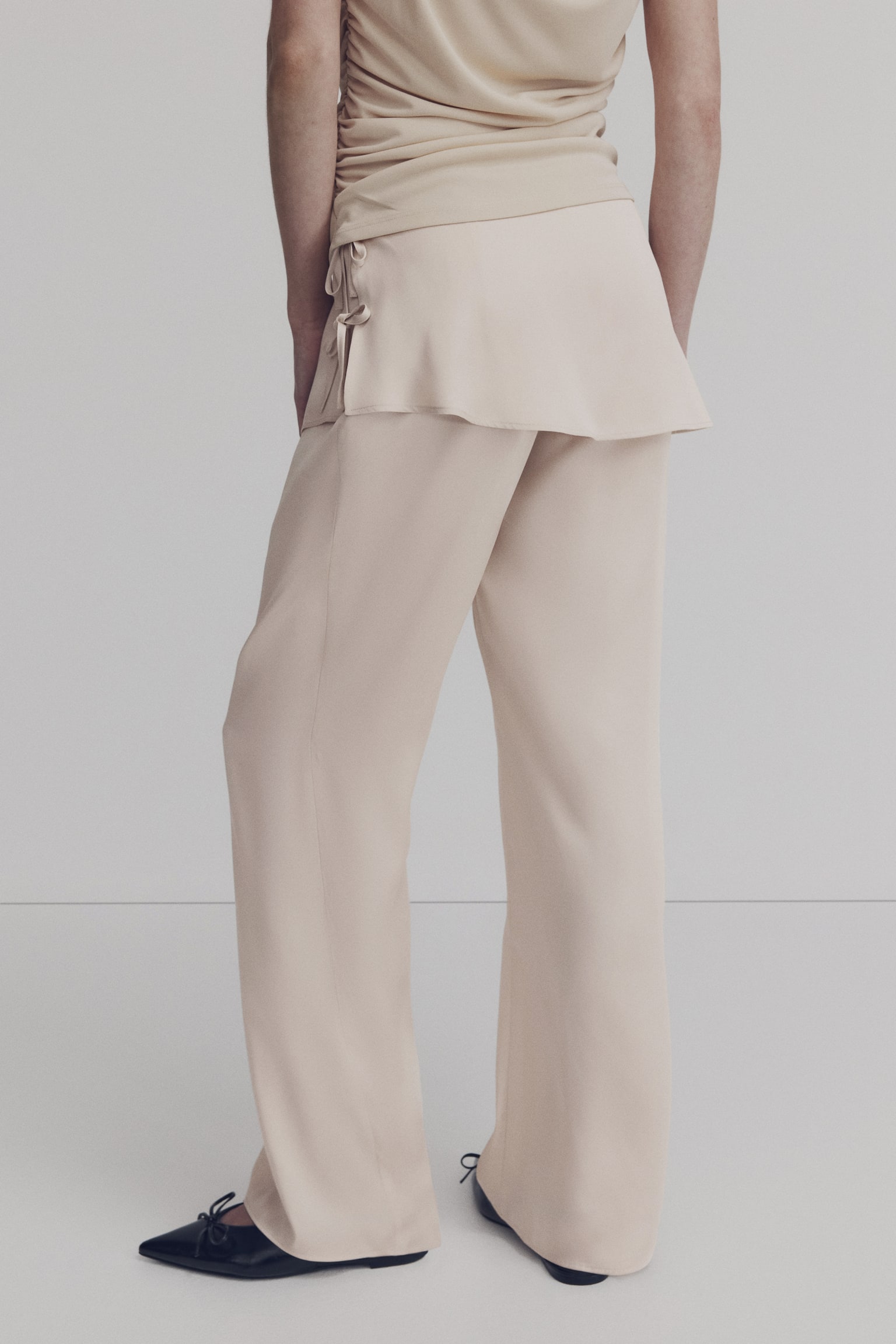 Skirt-layered satin trousers - Light beige/Black - 4