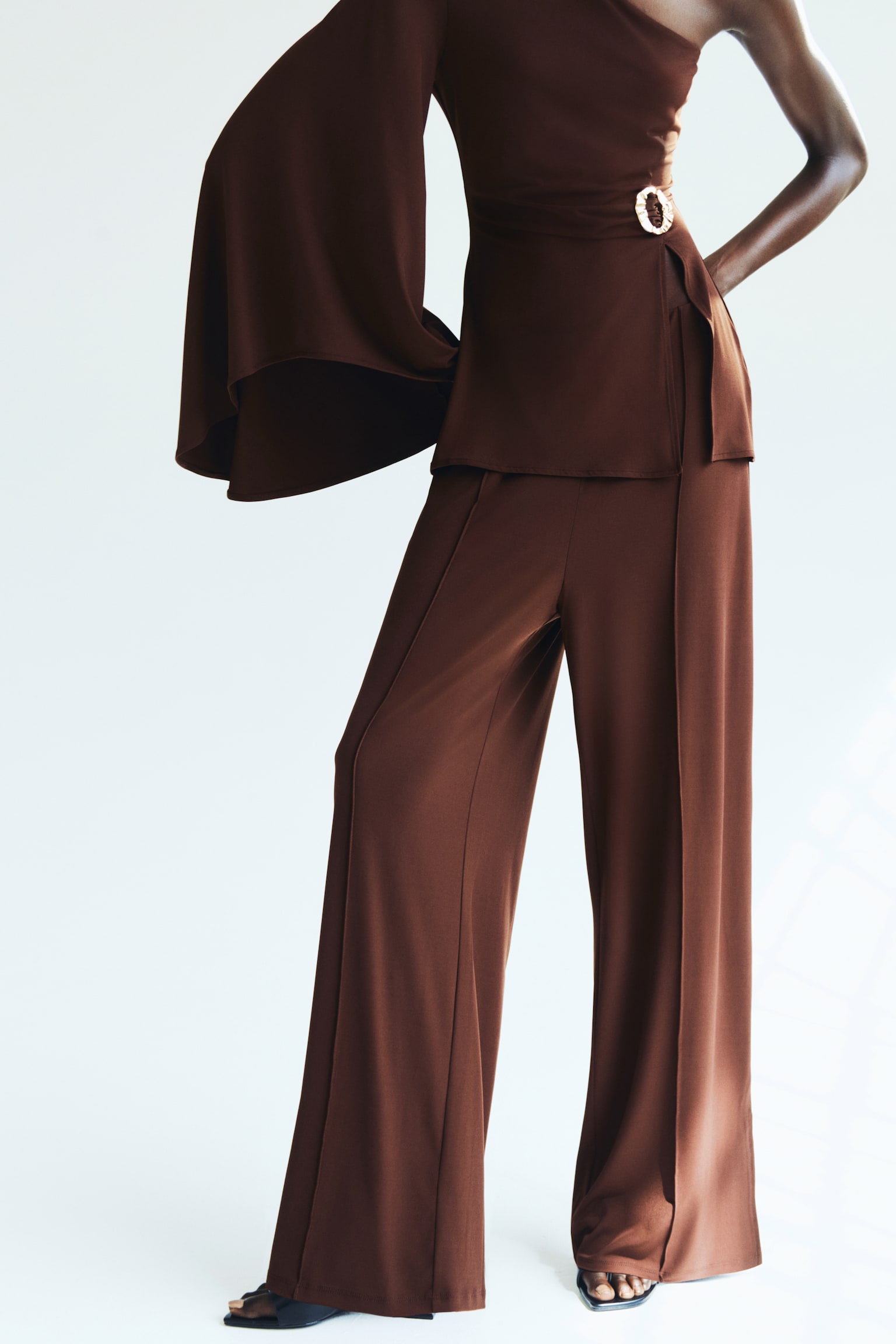 Женские брюки H&M Wide-Leg Crease-Front, цвет: Тёмный коричневый — фото 3