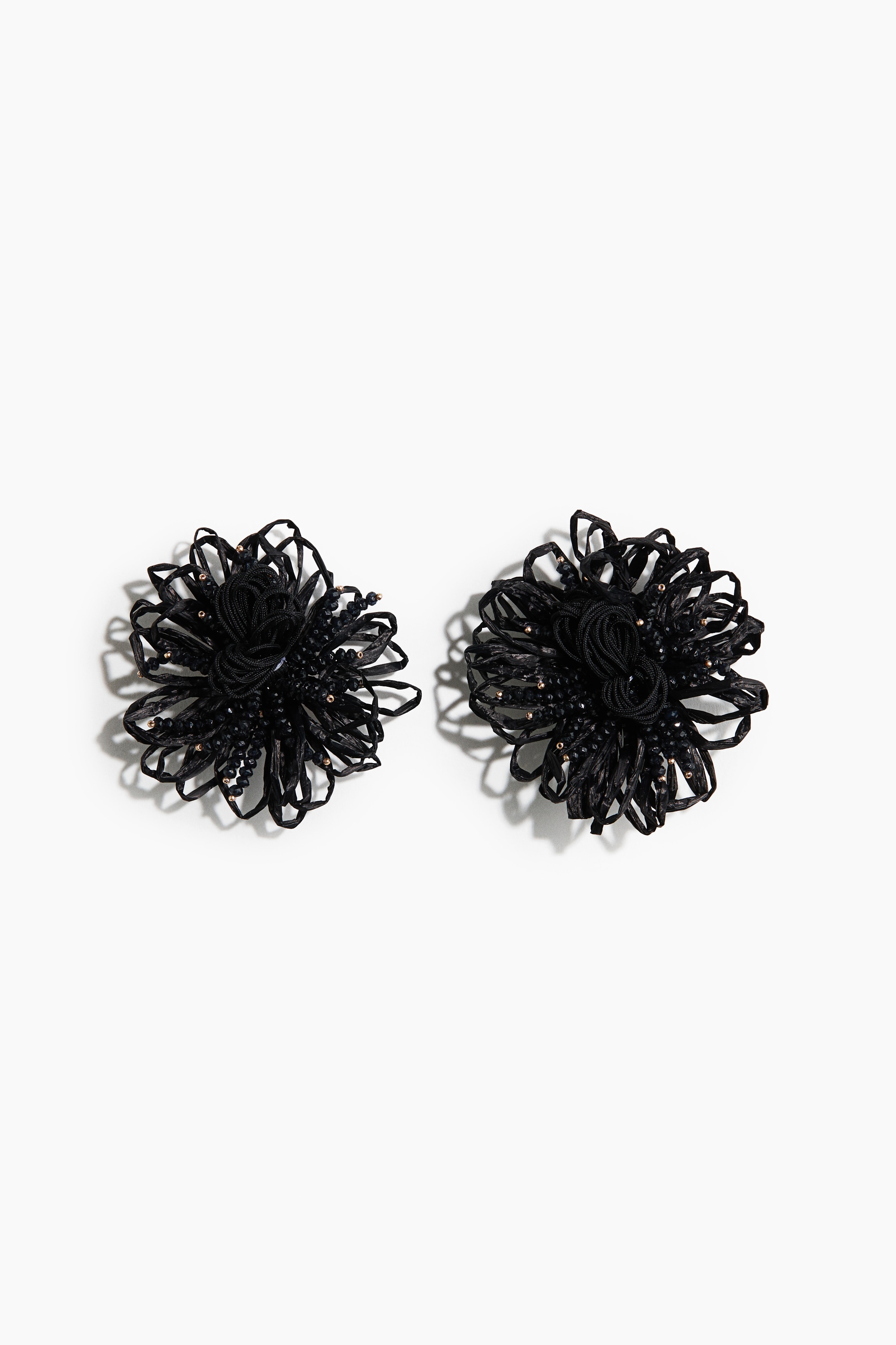Flower-shaped earrings - Black