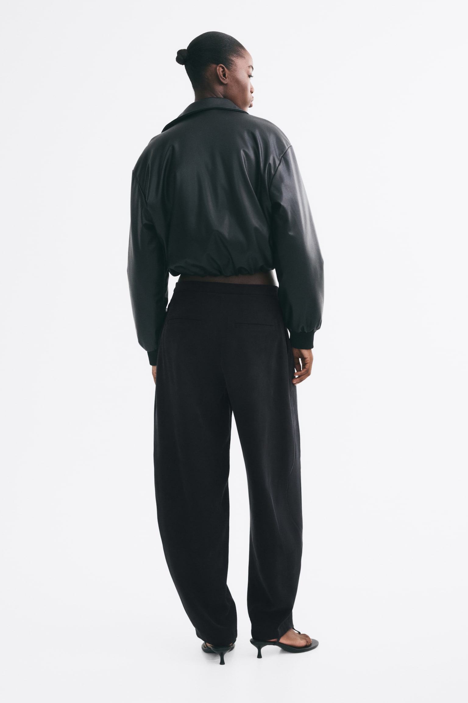 Женские брюки H&M Viscose-Blend Barrel-Leg, цвет: Чёрный — фото 5