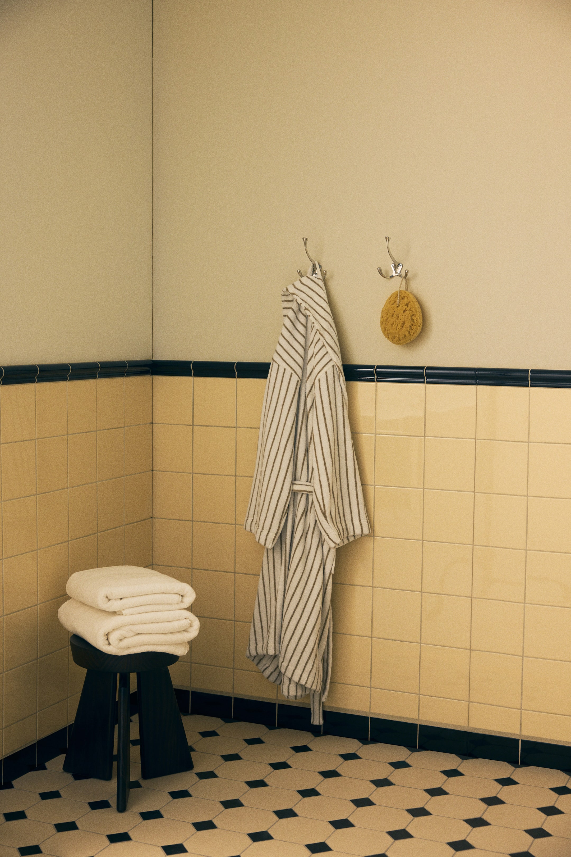 Größeres Bild ansehen: Bademantel aus Frottee - Weiß/Gestreift - Home All | H&M DE 1