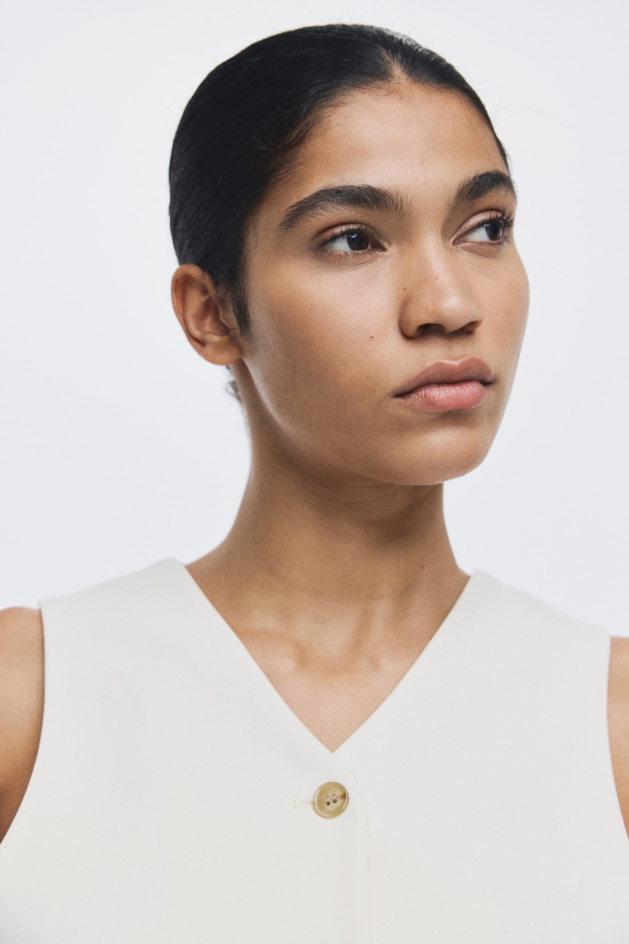 V-Neck Vest with Peplum - image 5