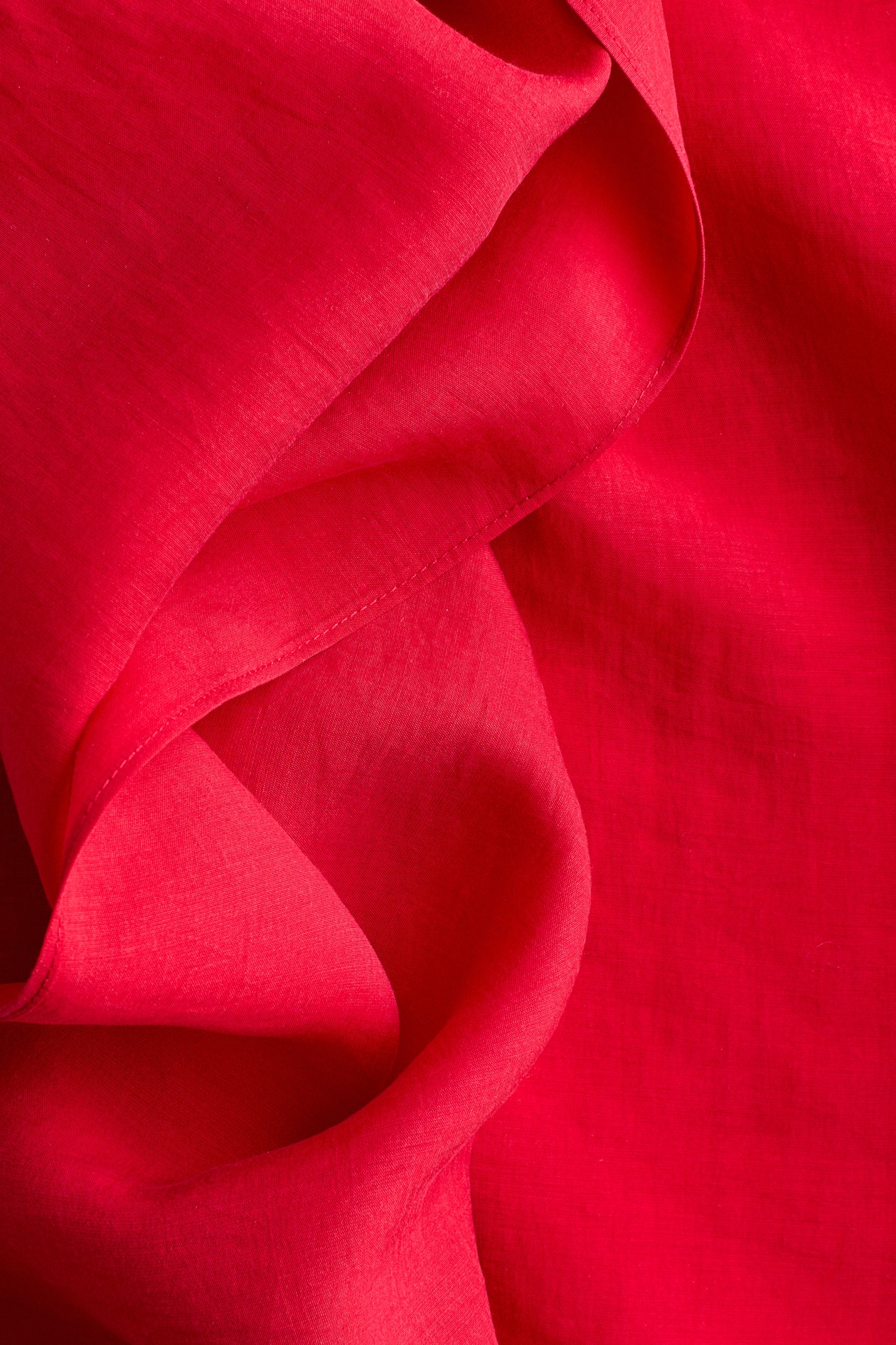 Sleeveless Scarf-Collar Blouse - image 3
