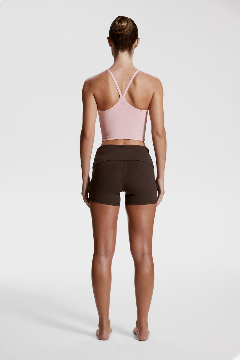 Women's Gym Wear Leggings, Tops, Shorts Outfits H&M AU