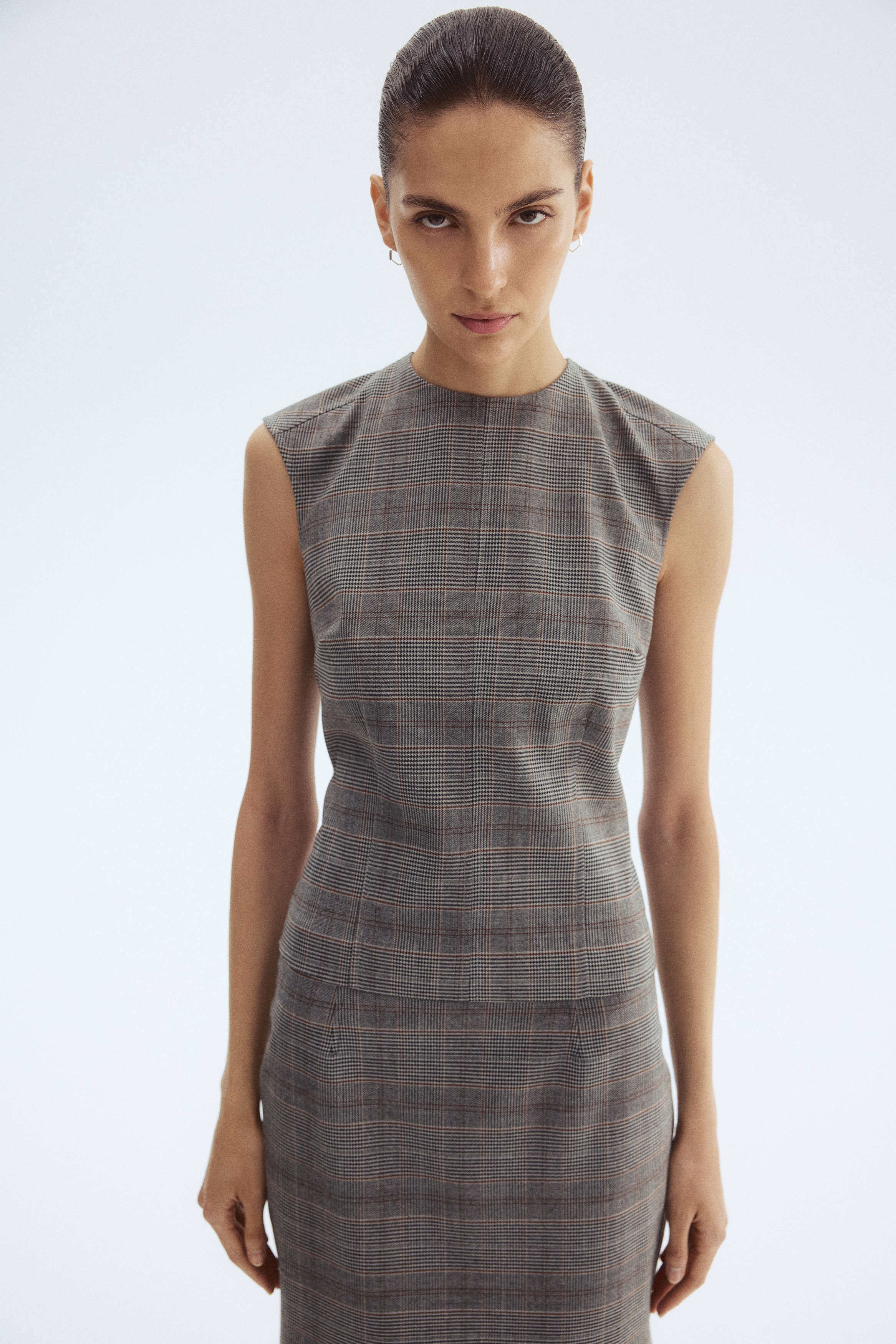 Cap-sleeved top