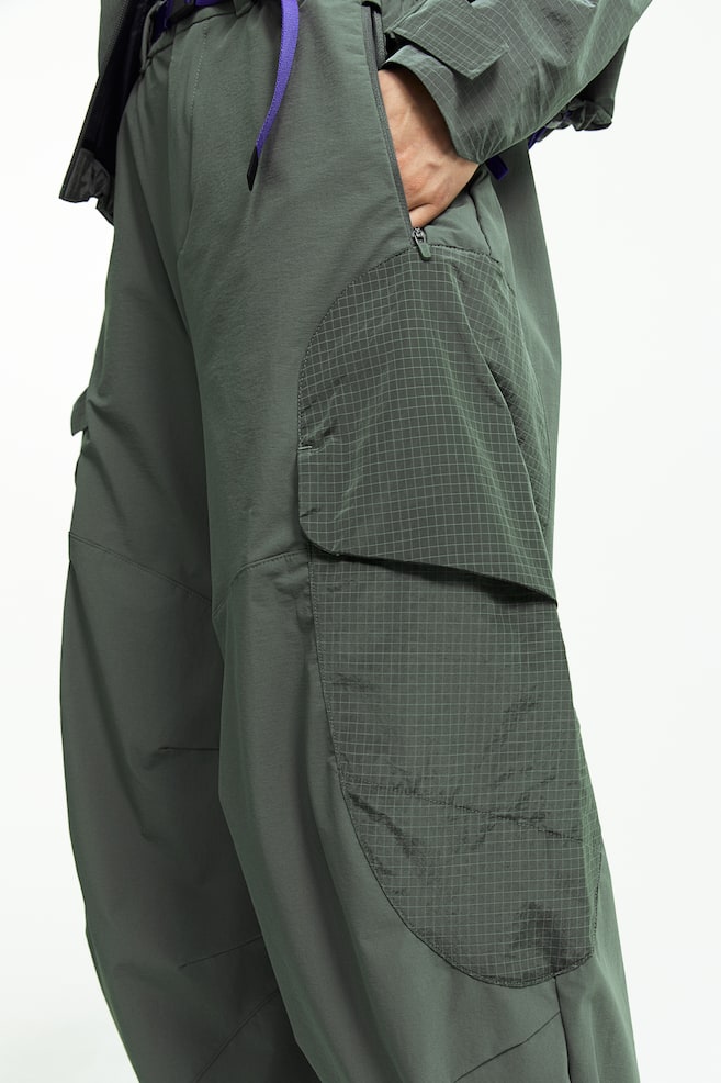 Outdoor parachute trousers - Dark khaki green/Black - 5