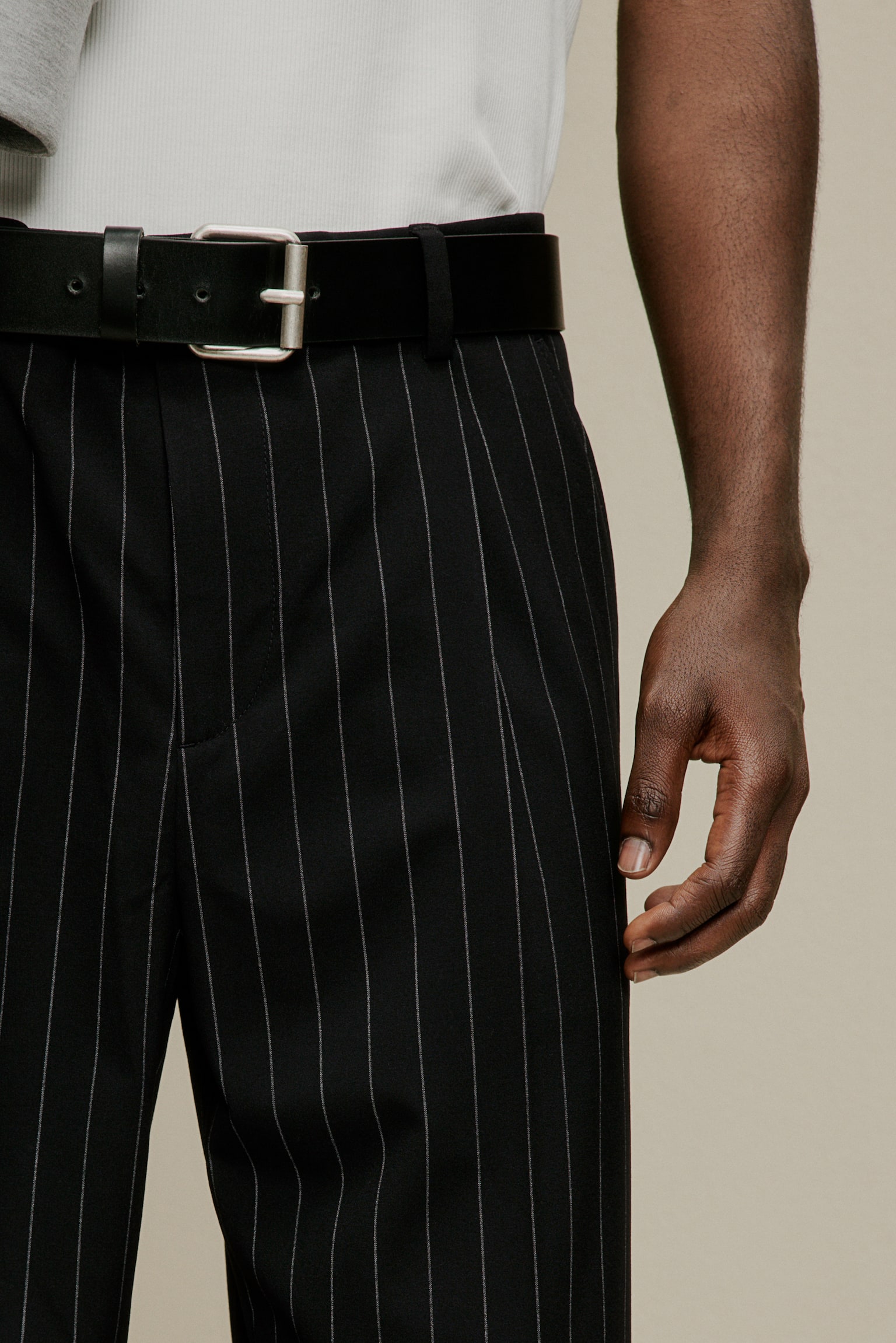 Loose Fit Tailored trousers - Black/Pinstriped - 3