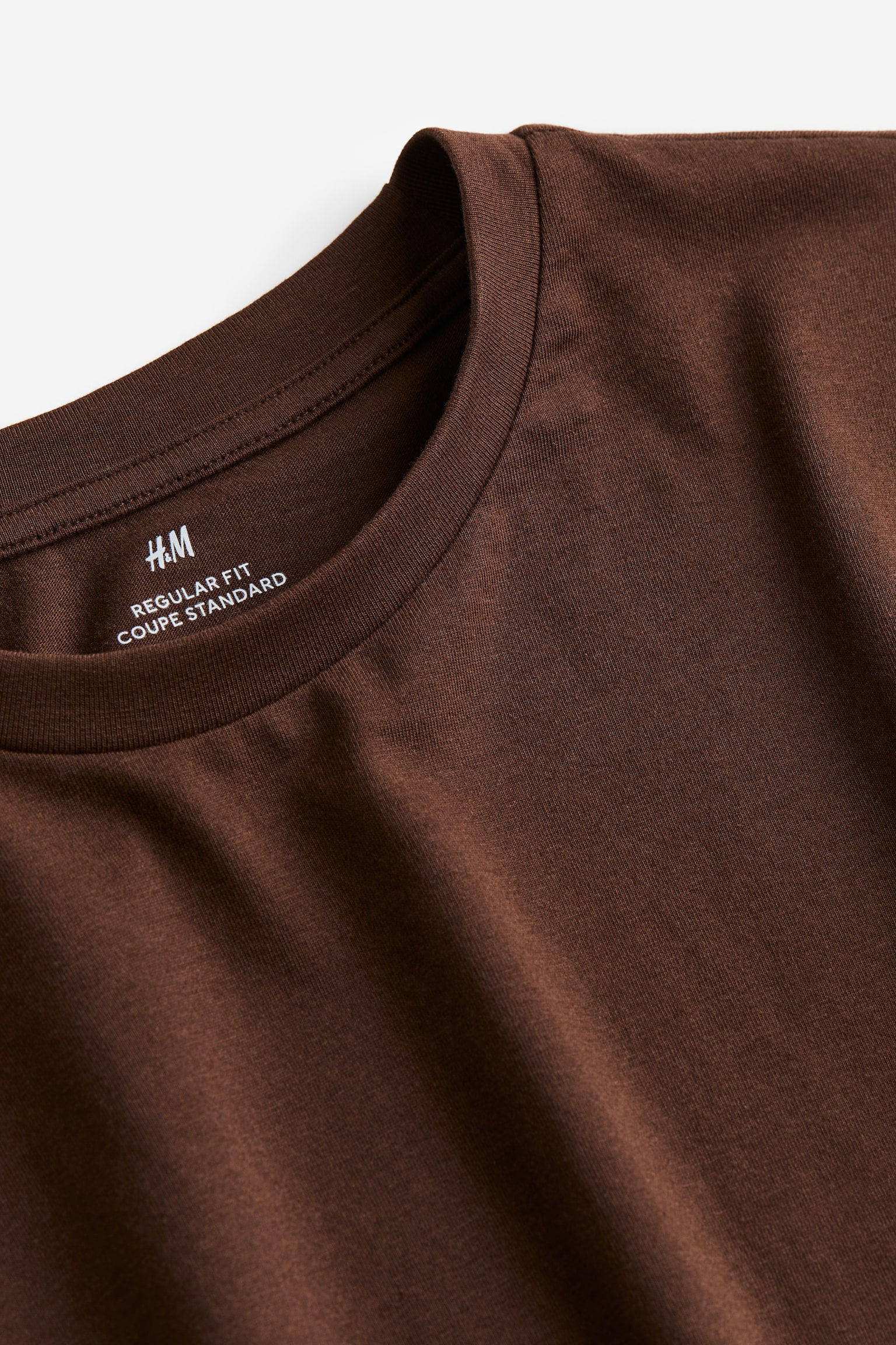 Regular Fit Round-neck T-shirt - Brown/White/Black/Dark blue/Forest green/Burgundy/Grey marl/Dark grey/Black marl/Light beige/Dark brown/Light beige/Light grey/Khaki green/Khaki green/Pink/Light green - 3