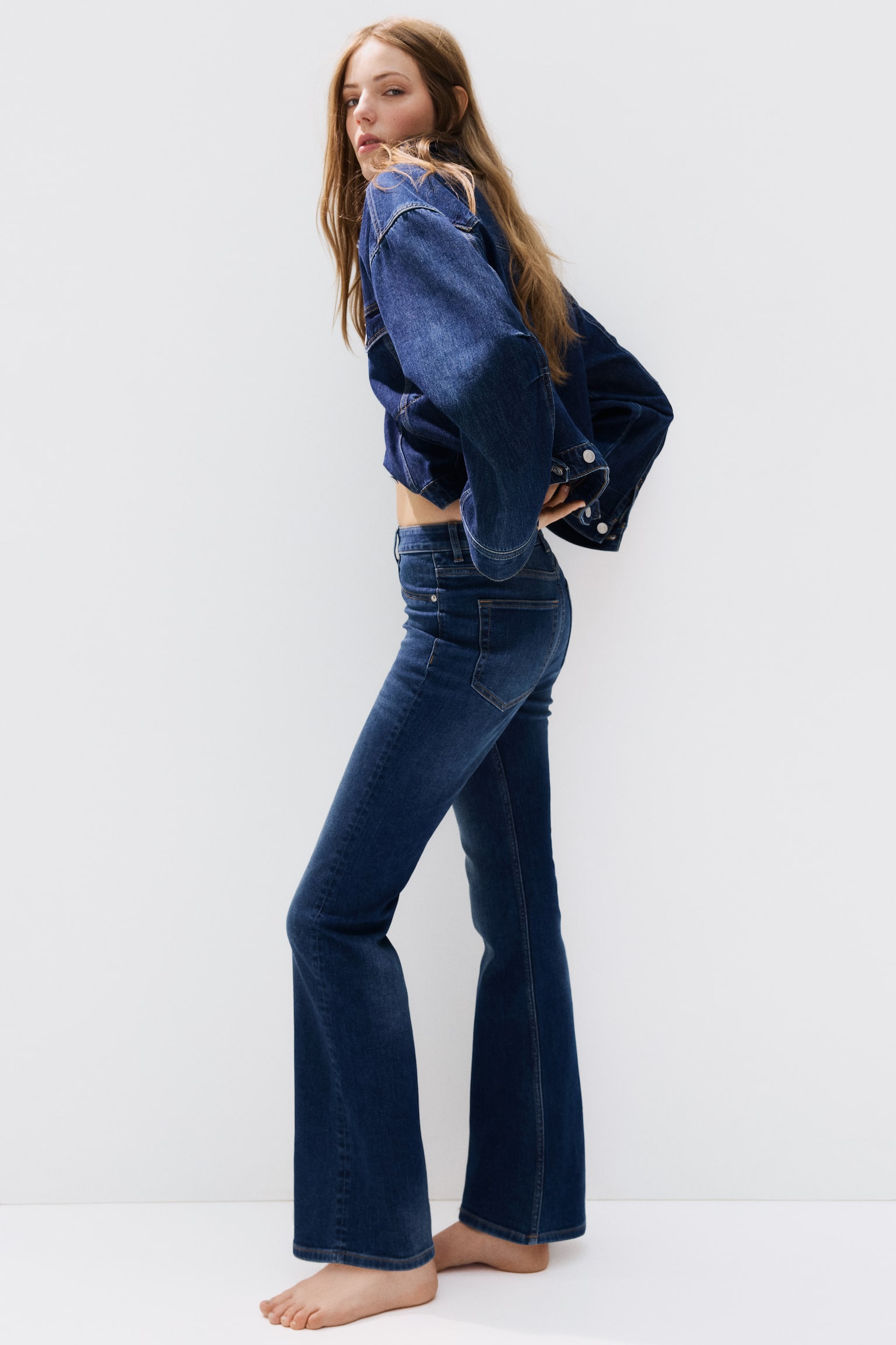 Flared High Waist Jeans - Dark denim blue/Light denim blue/Dark denim gray/Denim blue - 1