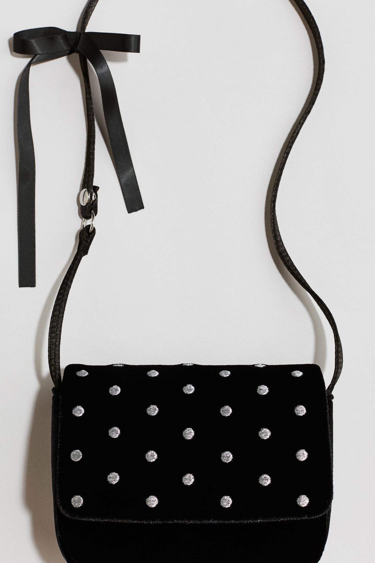 Детская сумка H&M Embroidered Velvet Crossbody, цвет: Чёрный — фото 2