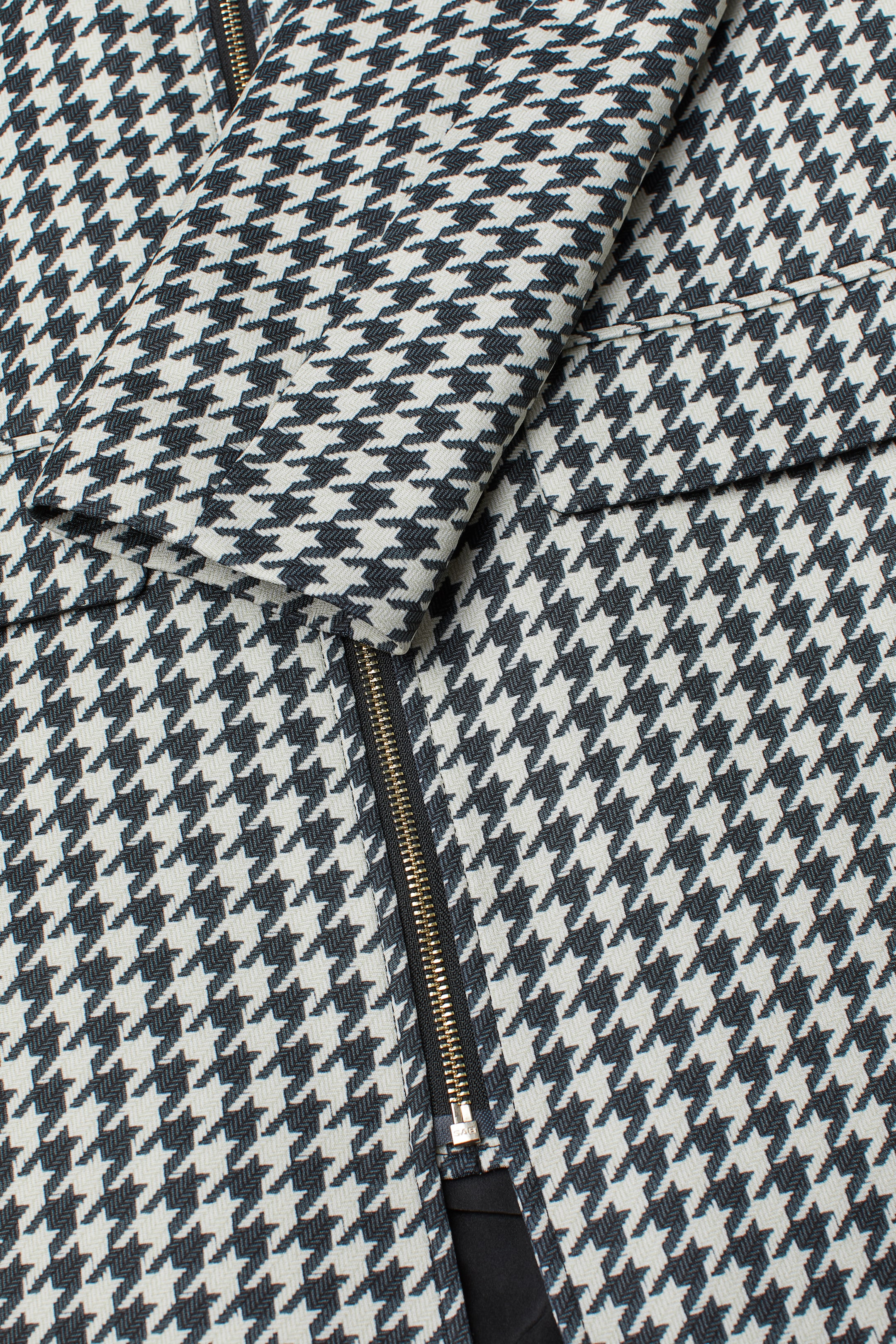 Short coat Long sleeve Black/Dogtoothpatterned Ladies H&M GB