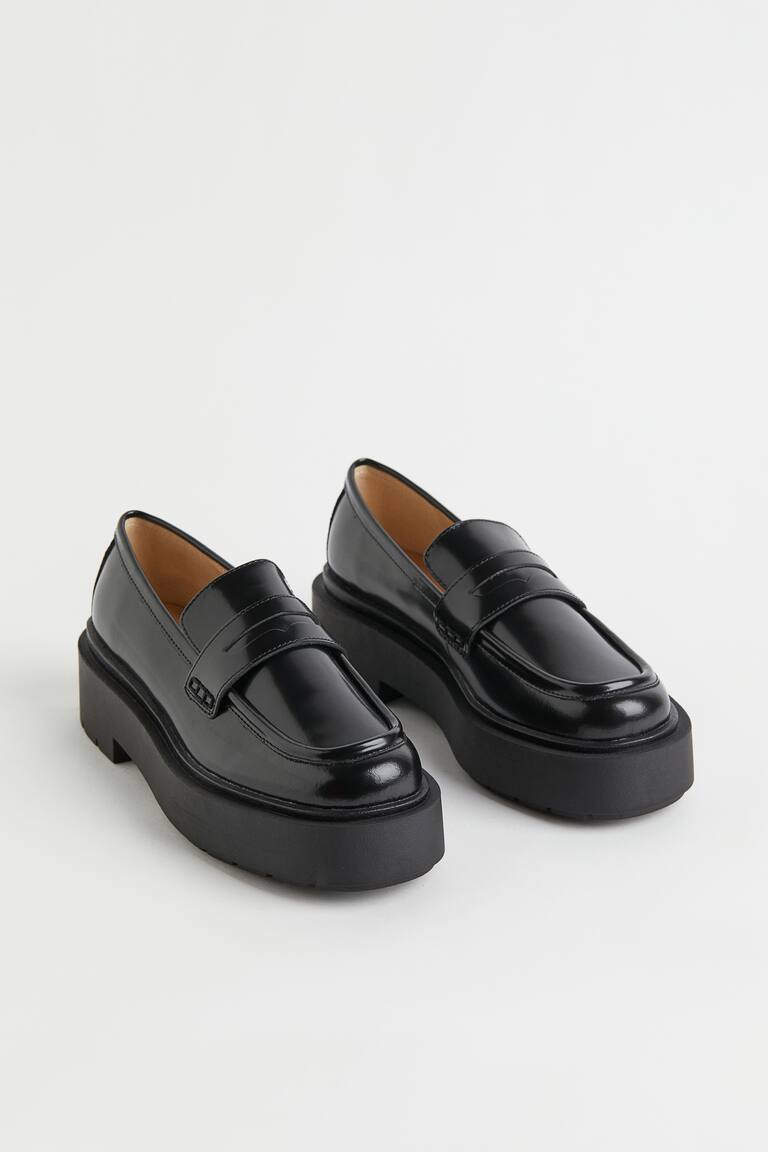 Black loafers (HH)