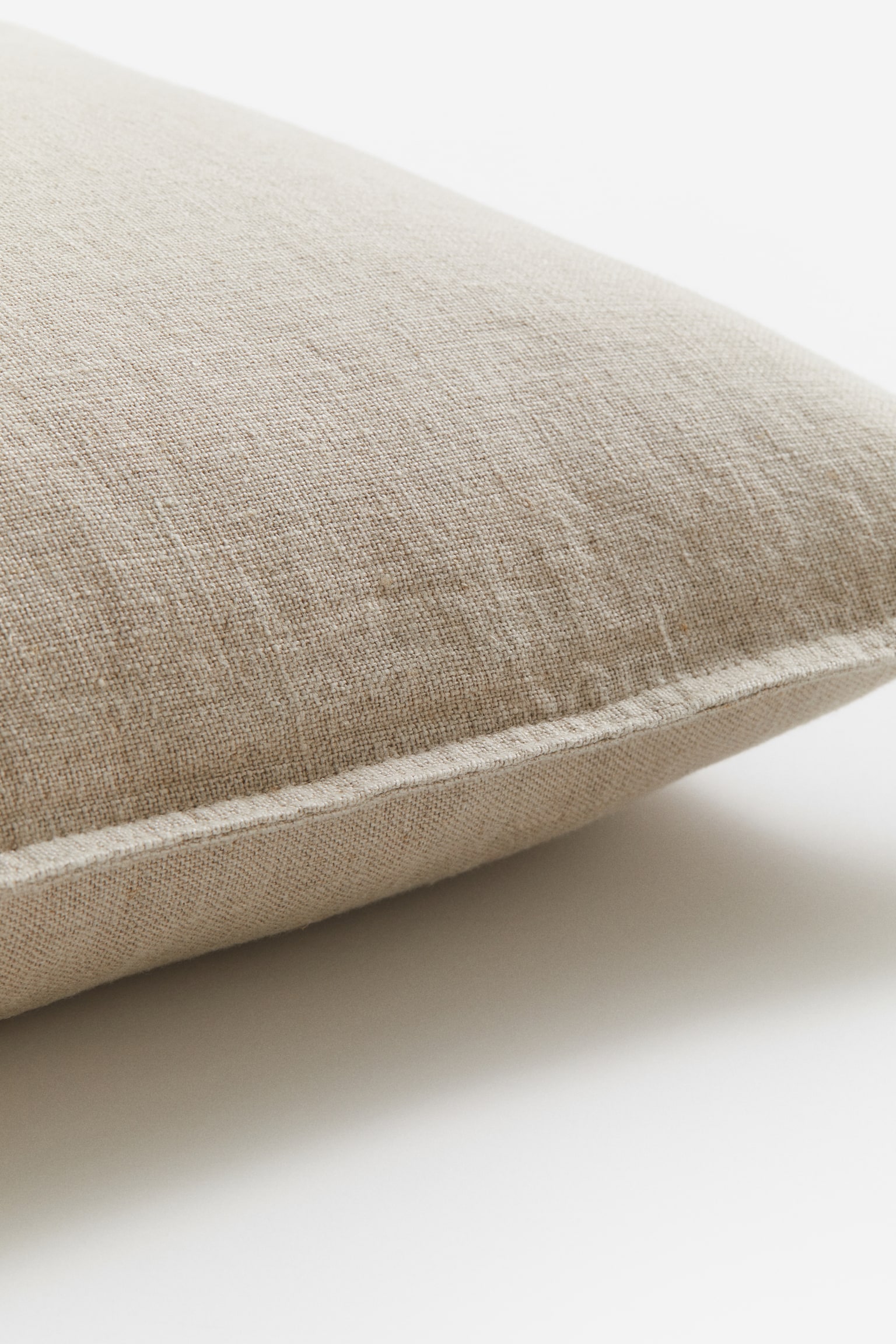 Washed linen cushion cover - Linen beige/Dark khaki green/Beige/Light blue/Greige/Dark red/Light brown/Greige/Apricot/Light purple/Yellow/Green/Dark chocolate brown/Royal blue - 3