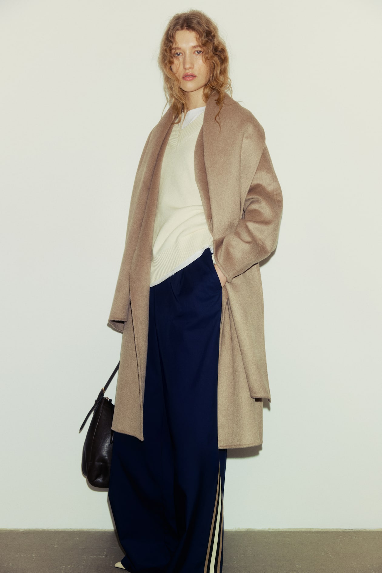 Handmade Wool-Blend Coat - image 4