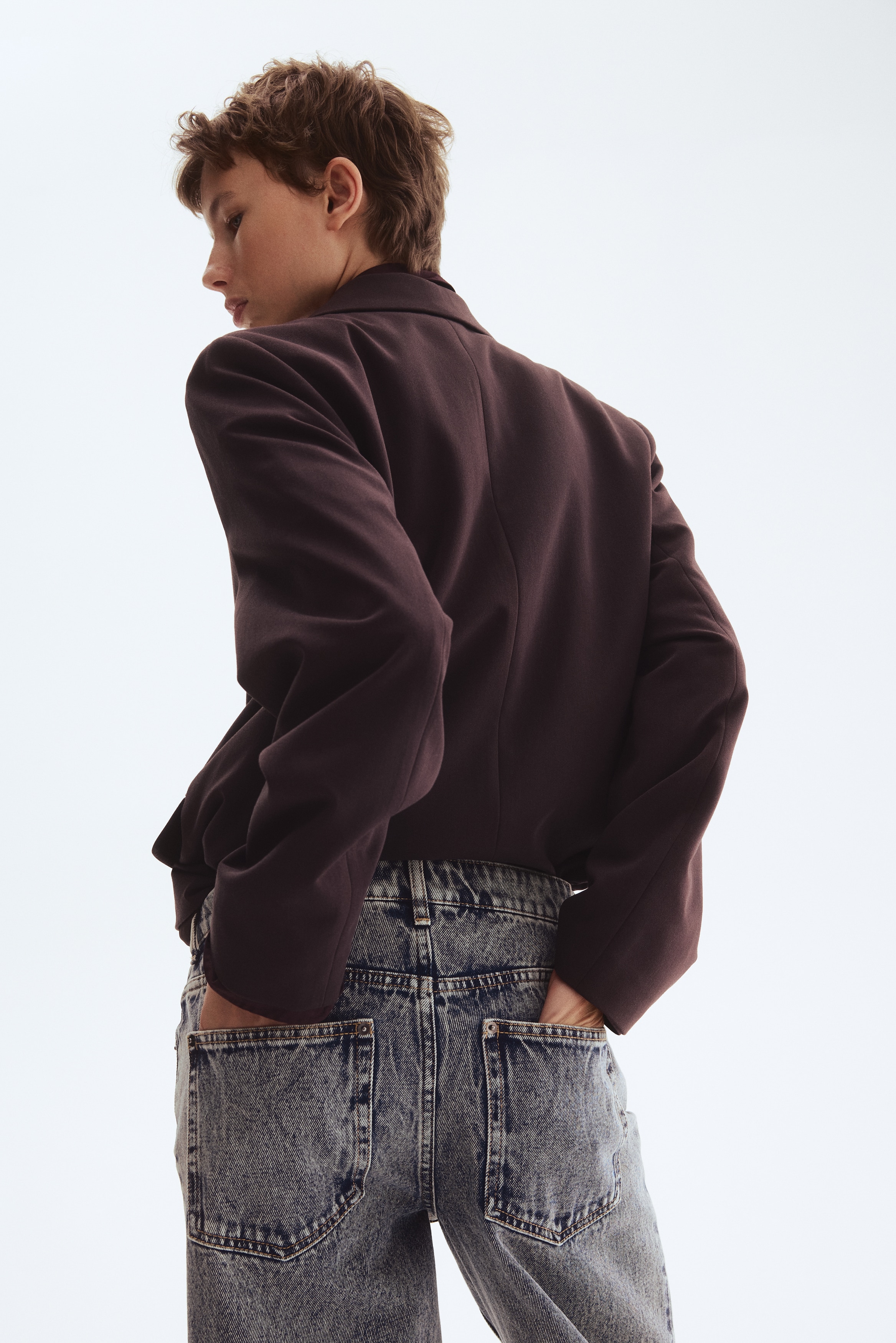 Straight-leg jeans
