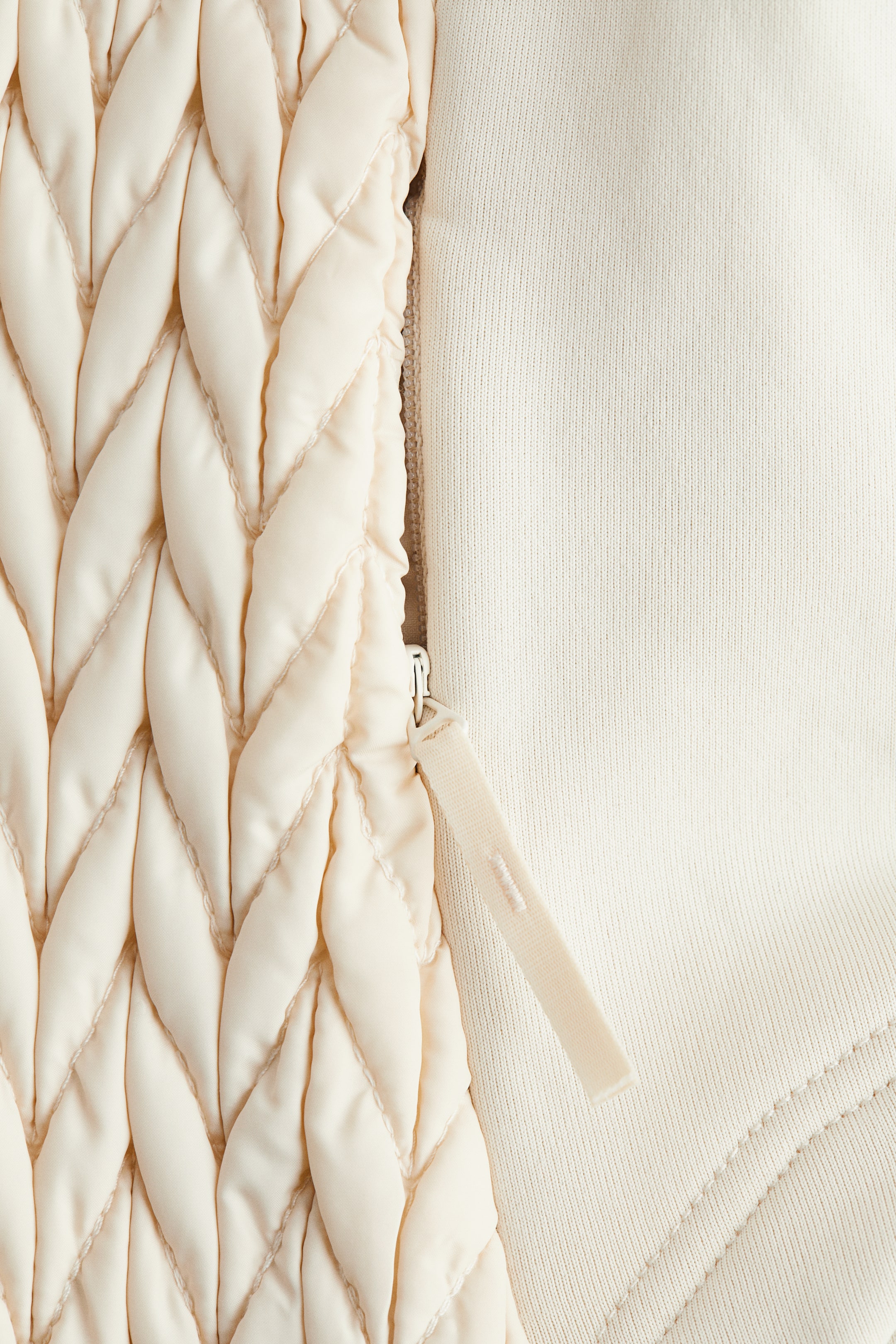 이미지 확대 보기: 퀼티드 라이너 재킷 ThermoMove™ - 크림 - 여성 | H&M KR 7