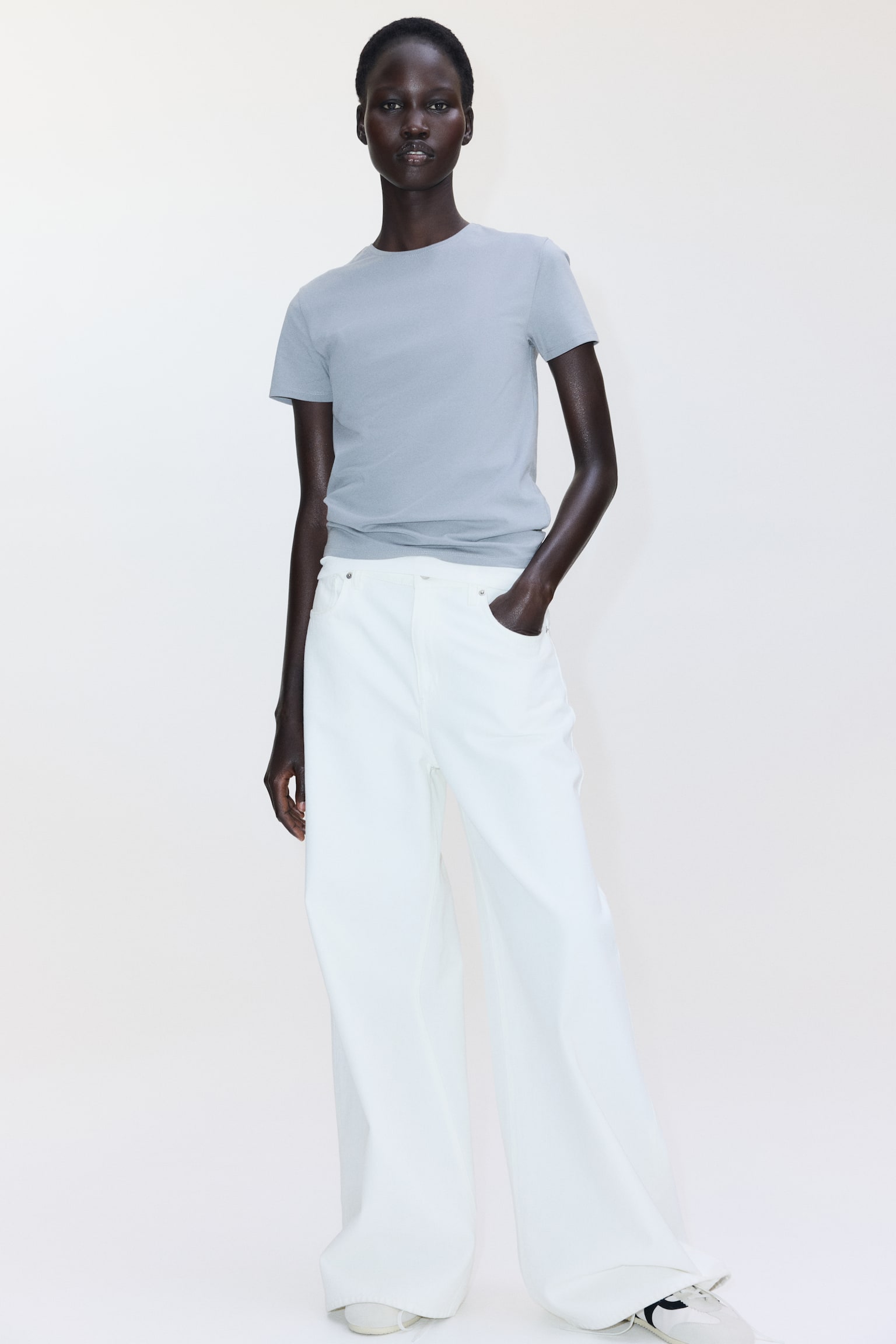 Áo thun ôm - Màu xám/Màu xanh tím than/Màu nâu/Màu đen/Màu trắng - 4