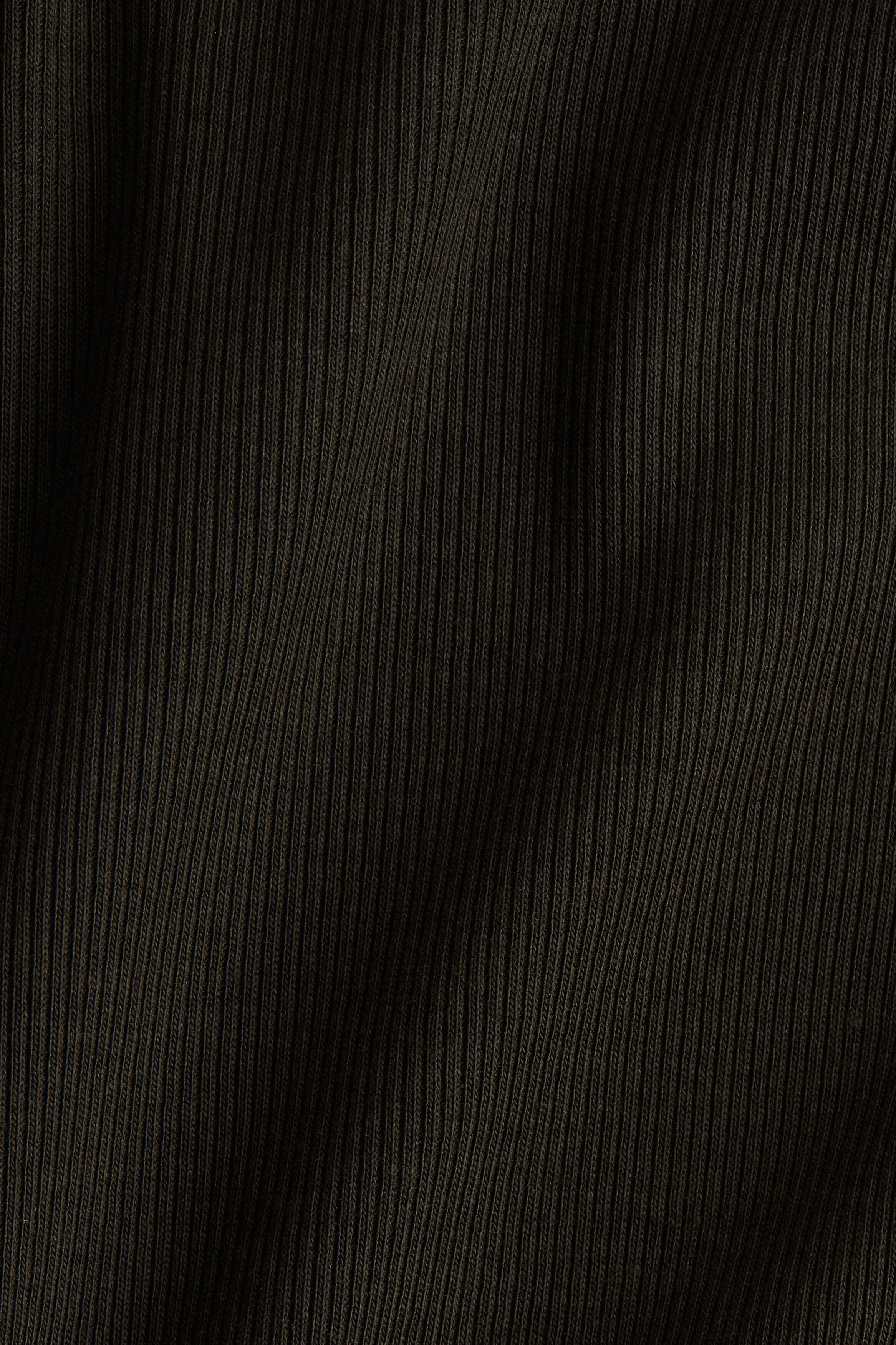 Ribbed T-shirt