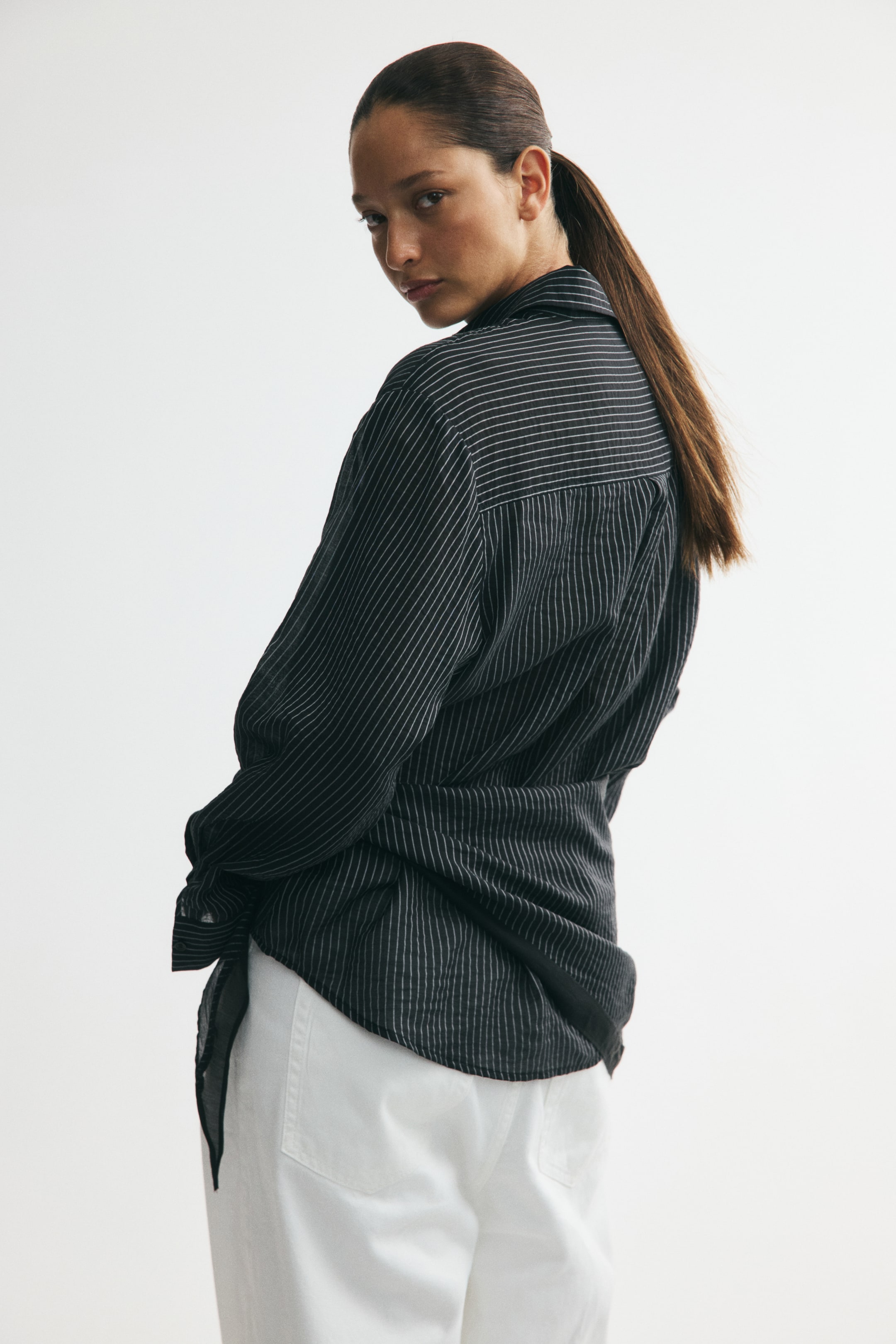Женские рубашки H&M Scarf-Detail Shirt — фото 5