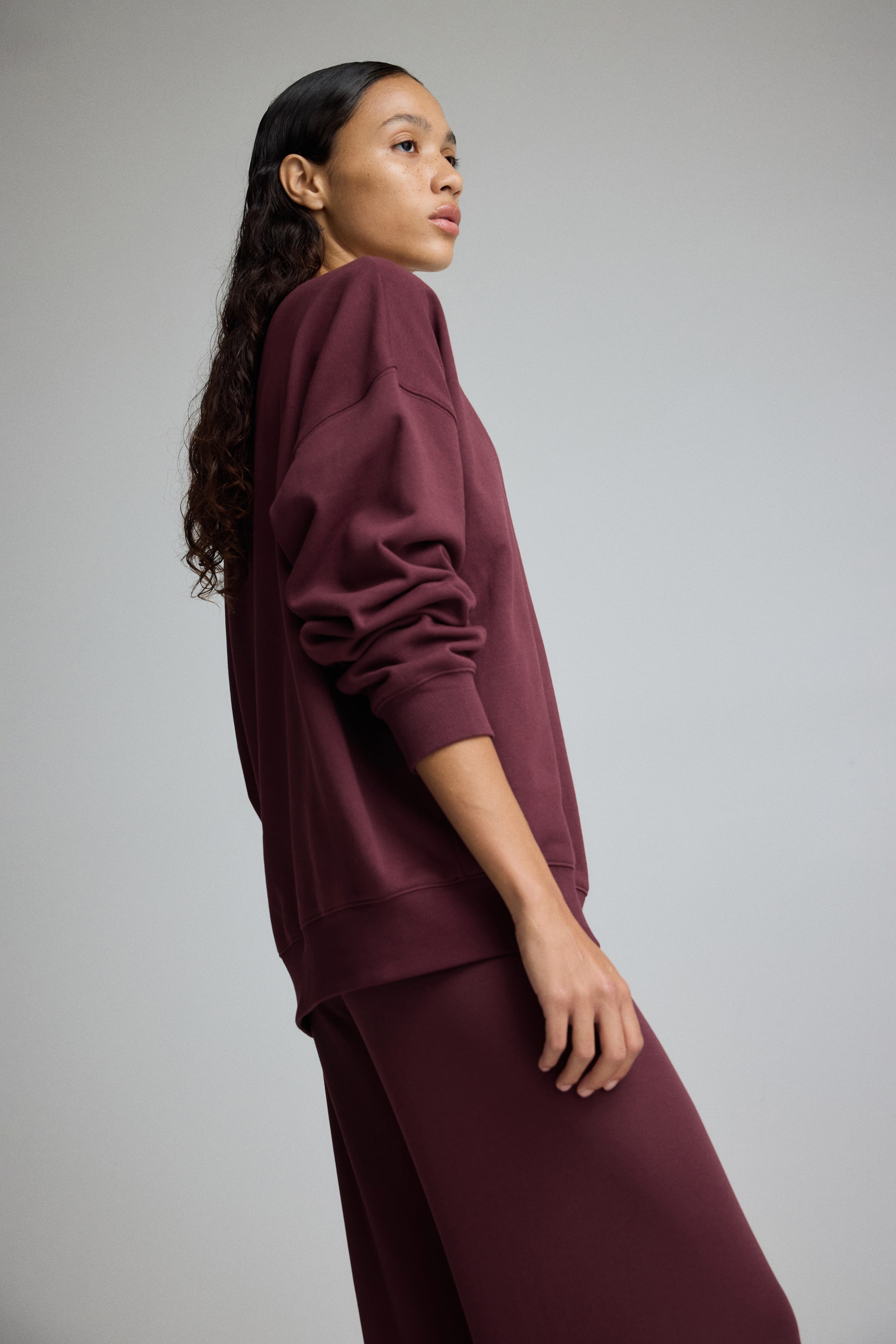 View larger image: Sports sweatshirt - Light burgundy - Ladies | H&M IN 4