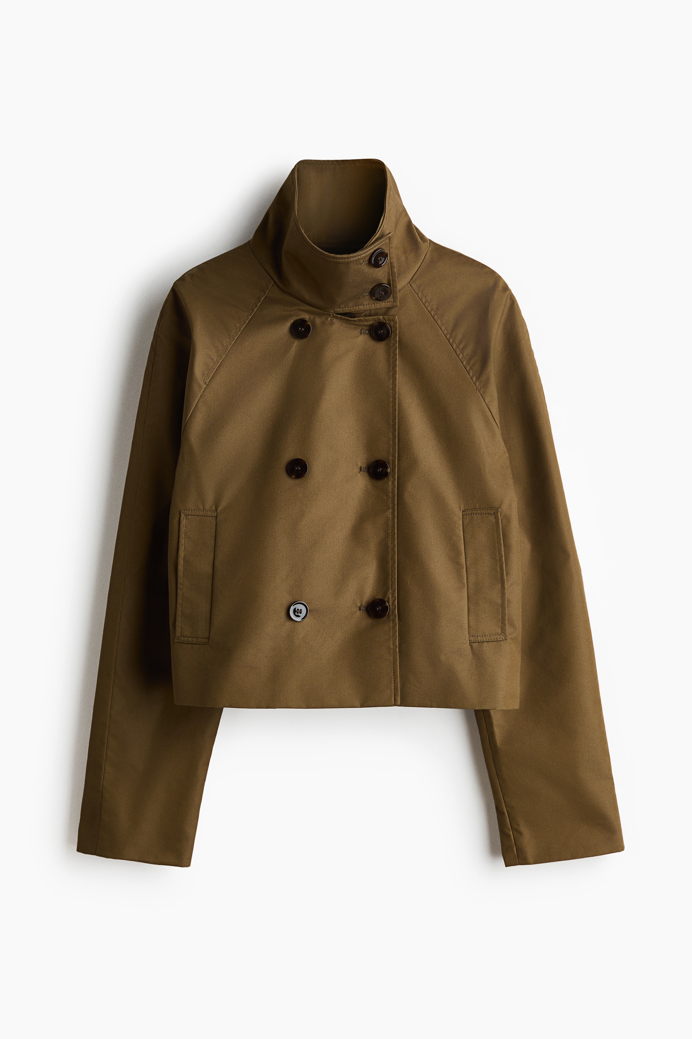 Short trench coatModel
