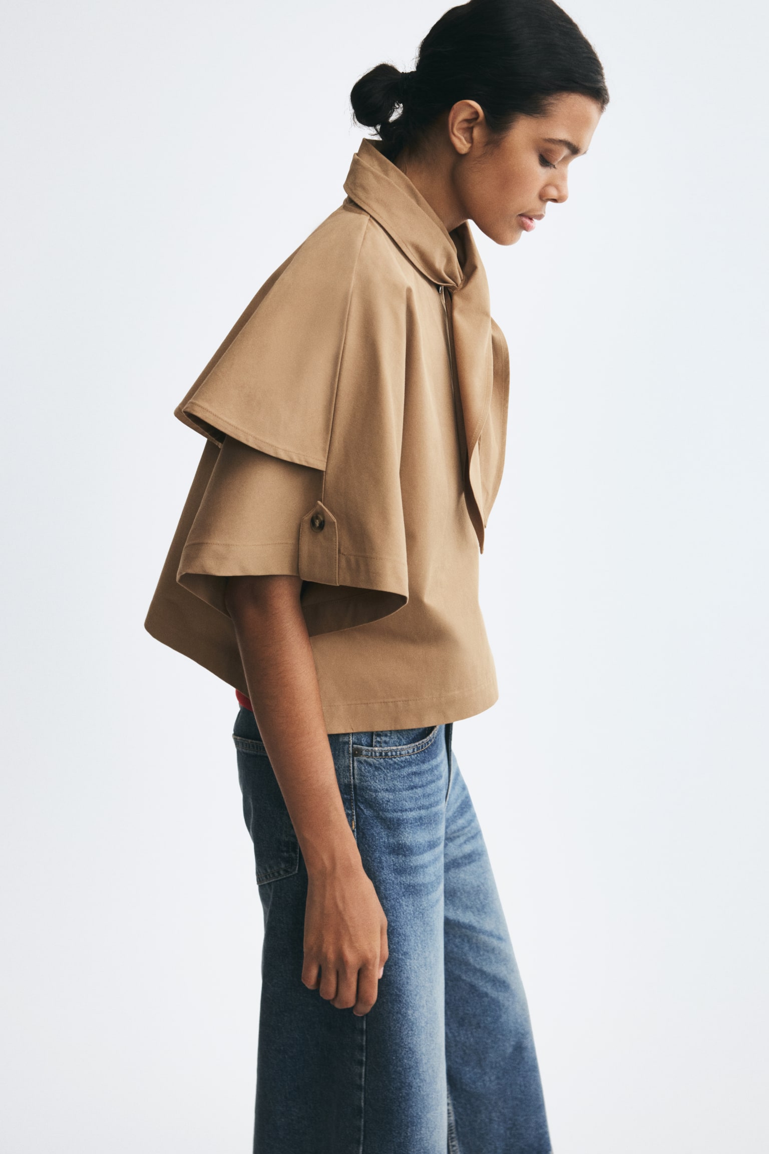 Женская накидка H&M Scarf-collar trench cape, цвет: Тёмный бежевый — фото 4