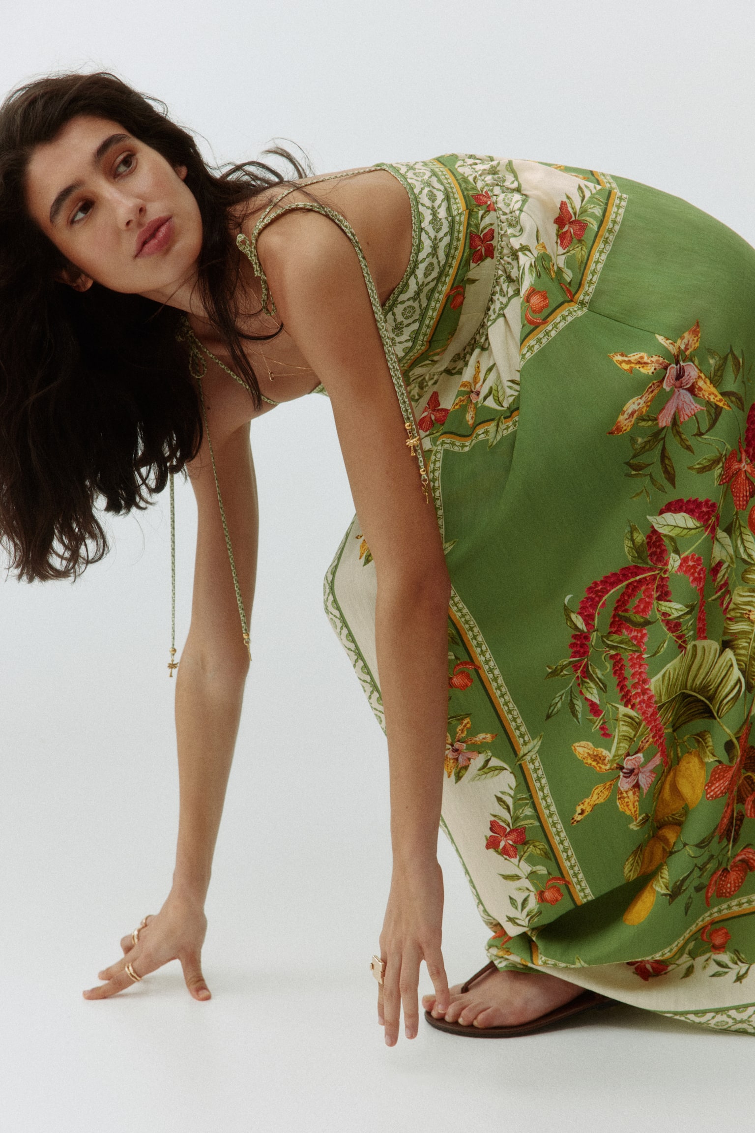 שמלה עם כתפיות קשירה - ירוק/פרחים - 5