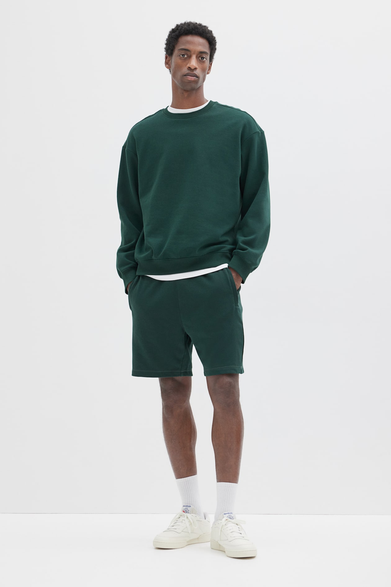 COOLMAX® Shorts Forest green Men H&M IN