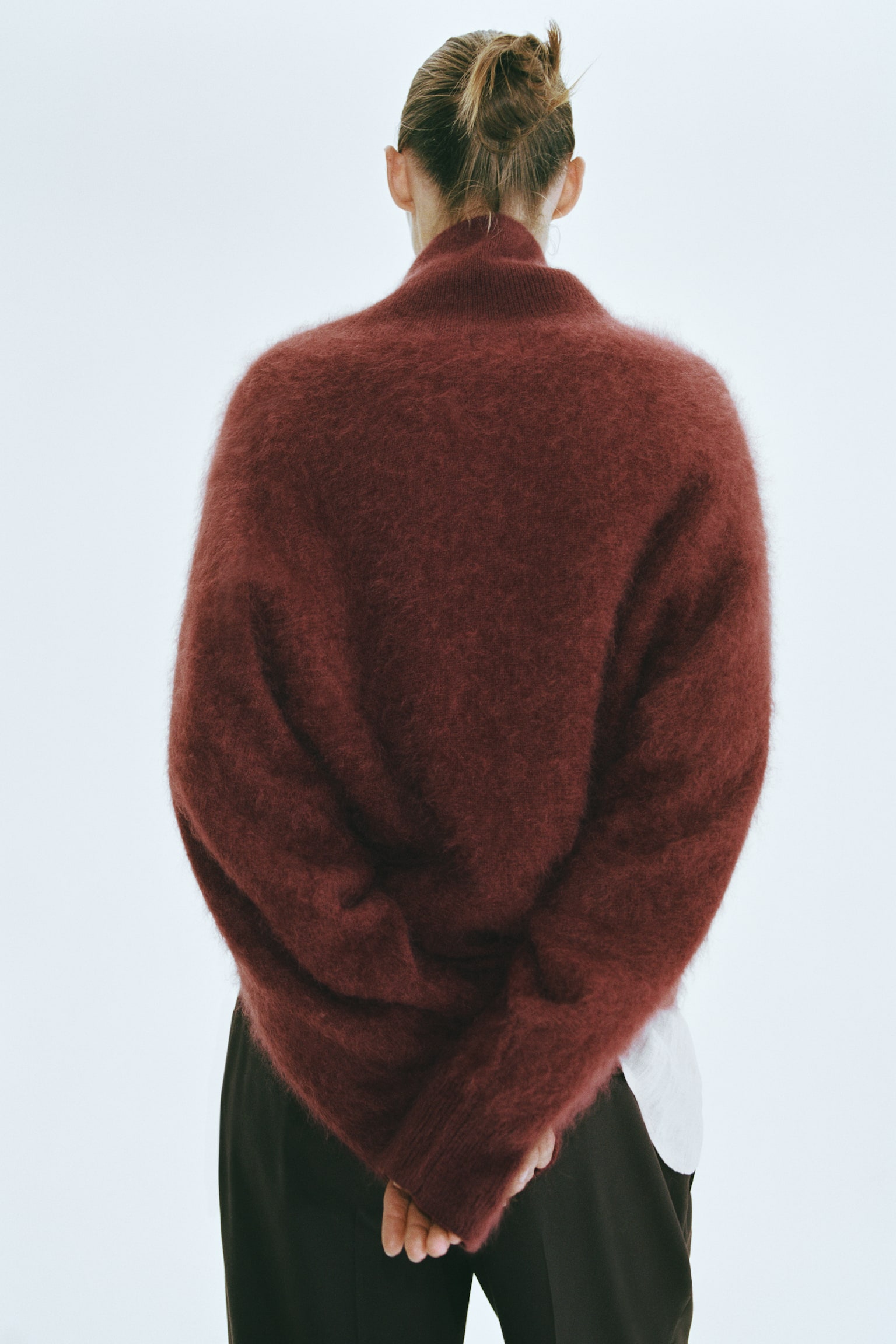Женский свитер H&M Oversized Wool Mock-Turtleneck, цвет: Тёмный тёмно-бордовый — фото 4