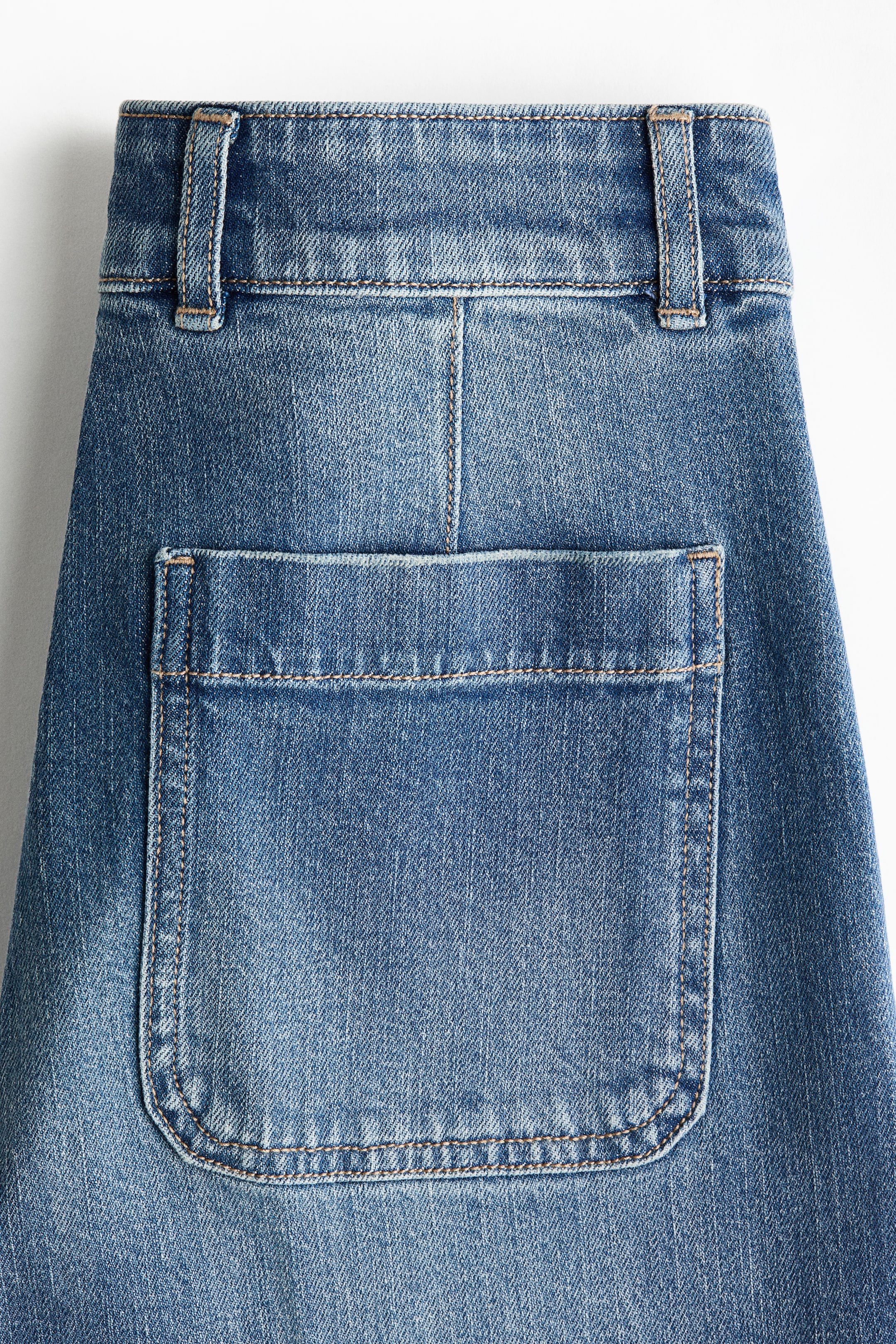 View larger image: Wide High Jeans - Denim blue - Ladies | H&M IN 3