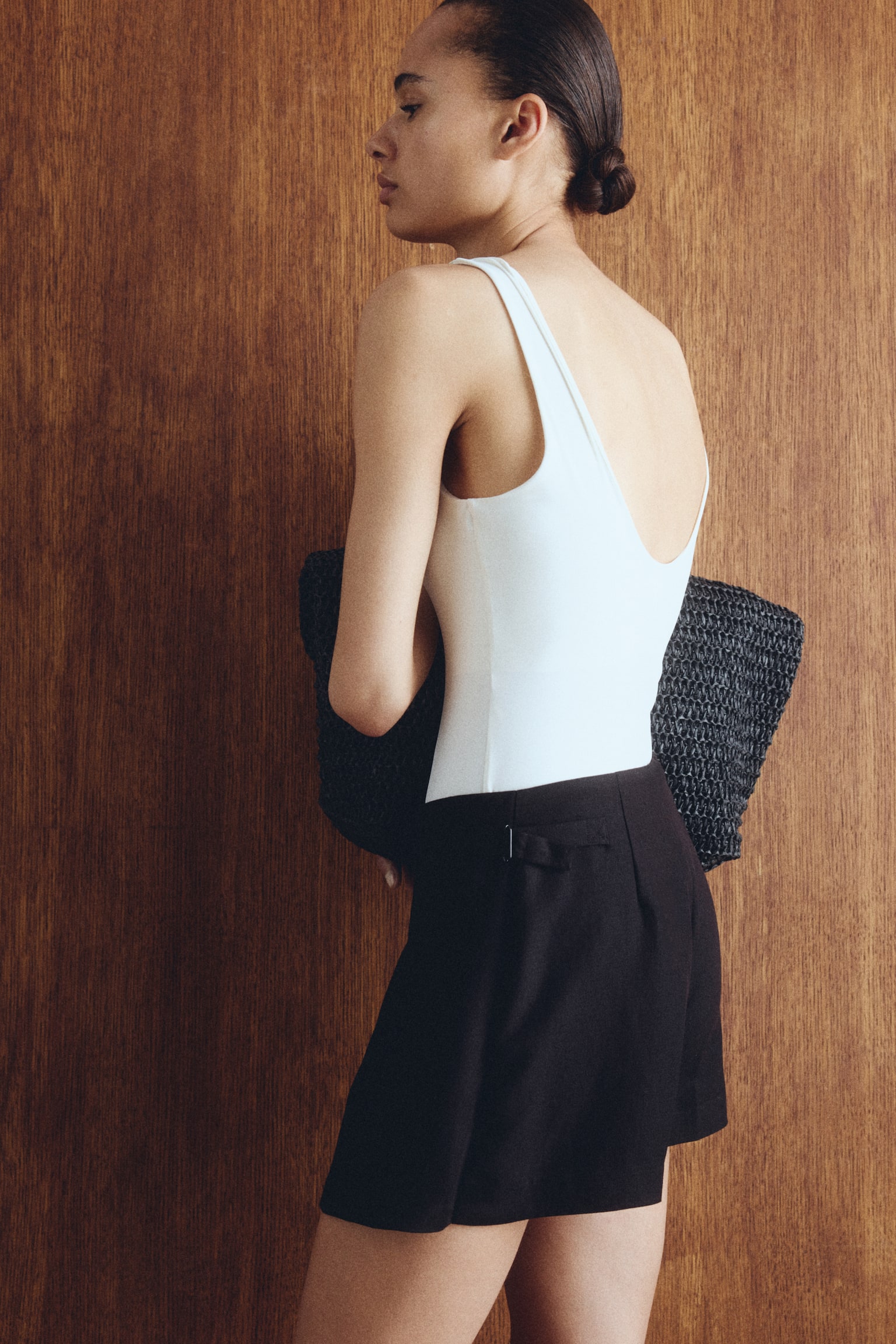 Женская юбка-шорты H&M Buckle-Detail Skort, цвет: Чёрный — фото 3