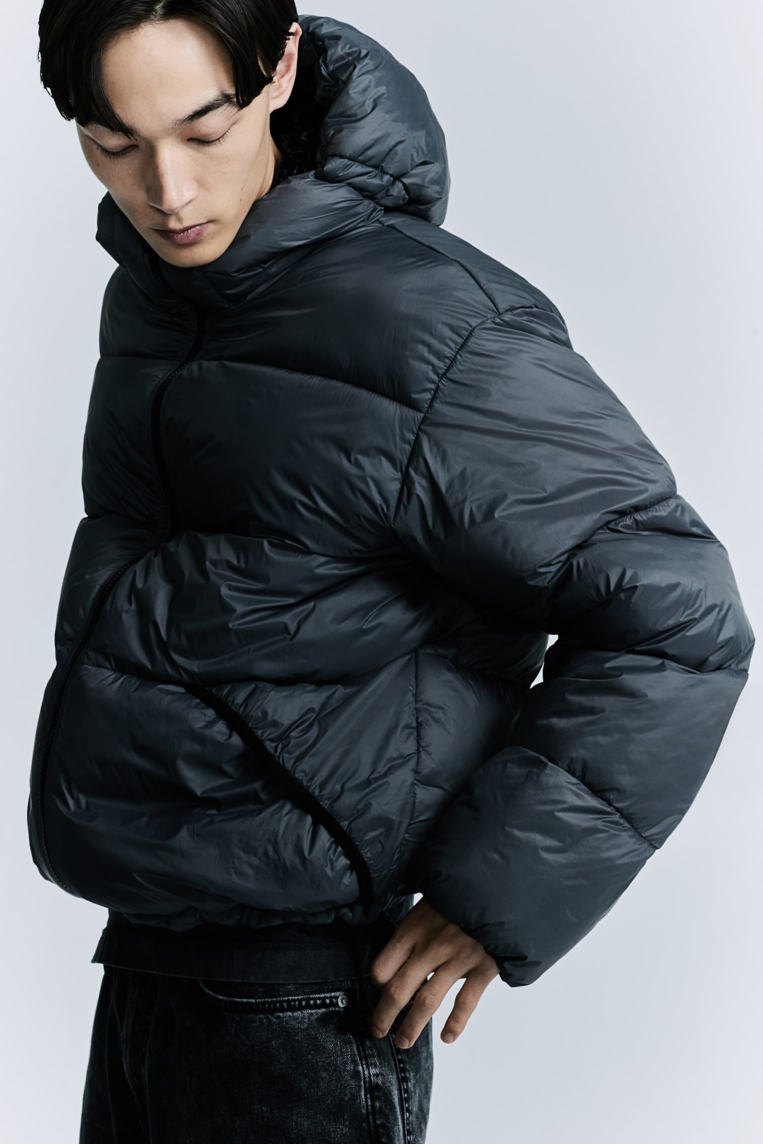 Loose Fit Water-repellent puffer jacket - Black - 9