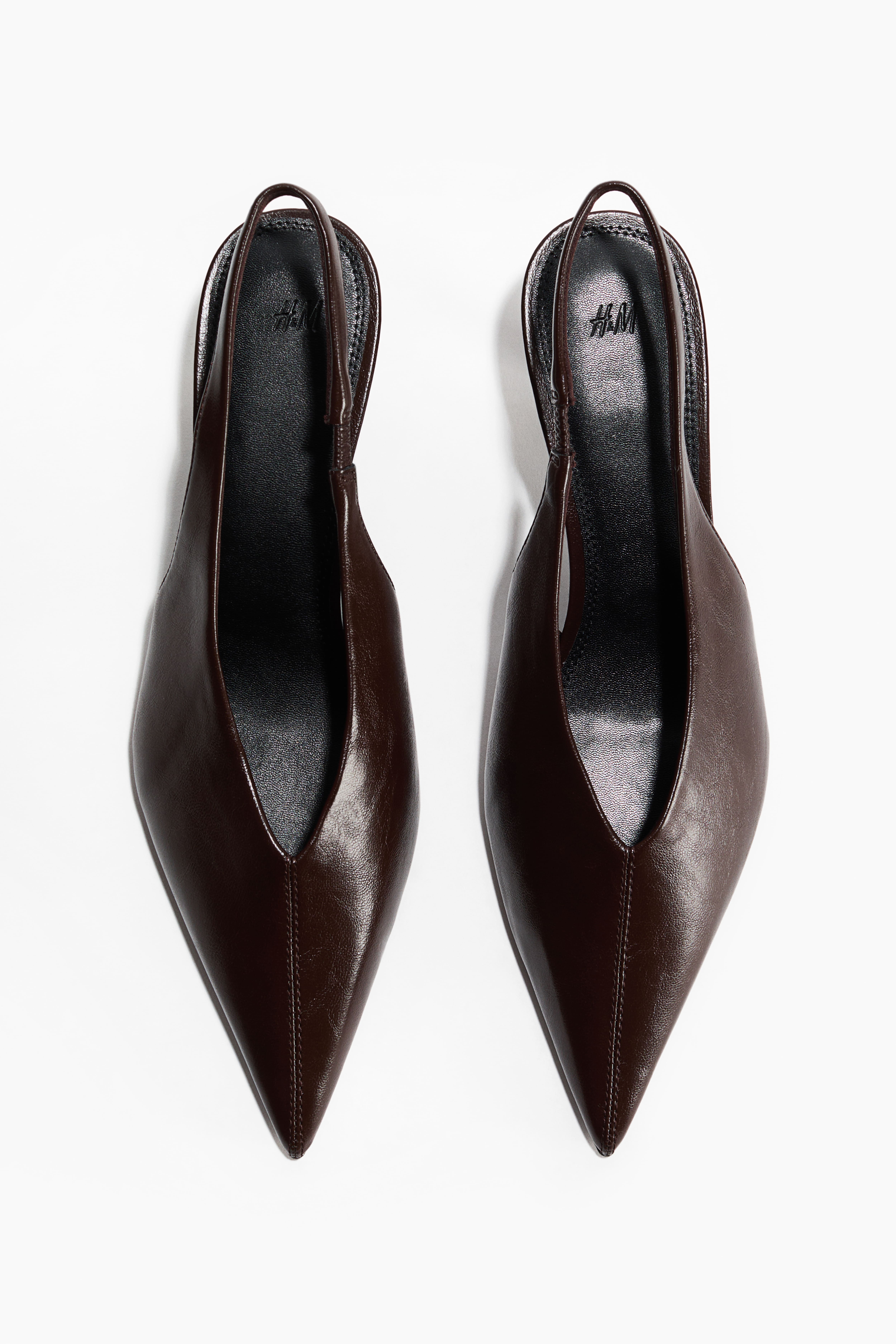 Escarpins à bride arrière et petit talon