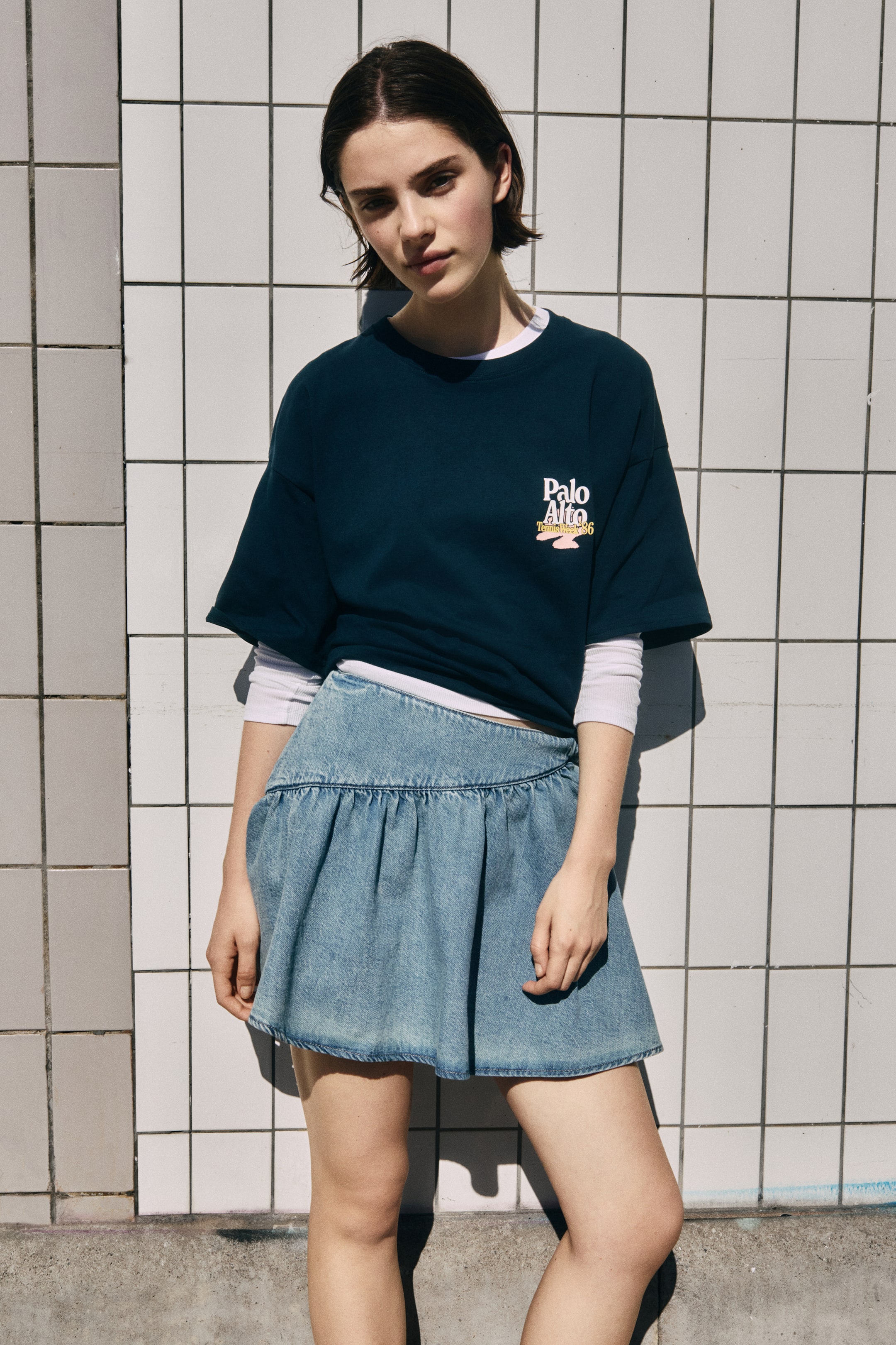 View larger image: Oversized Printed T-Shirt - Dark turquoise/Palo Alto - Ladies | H&M CA 1
