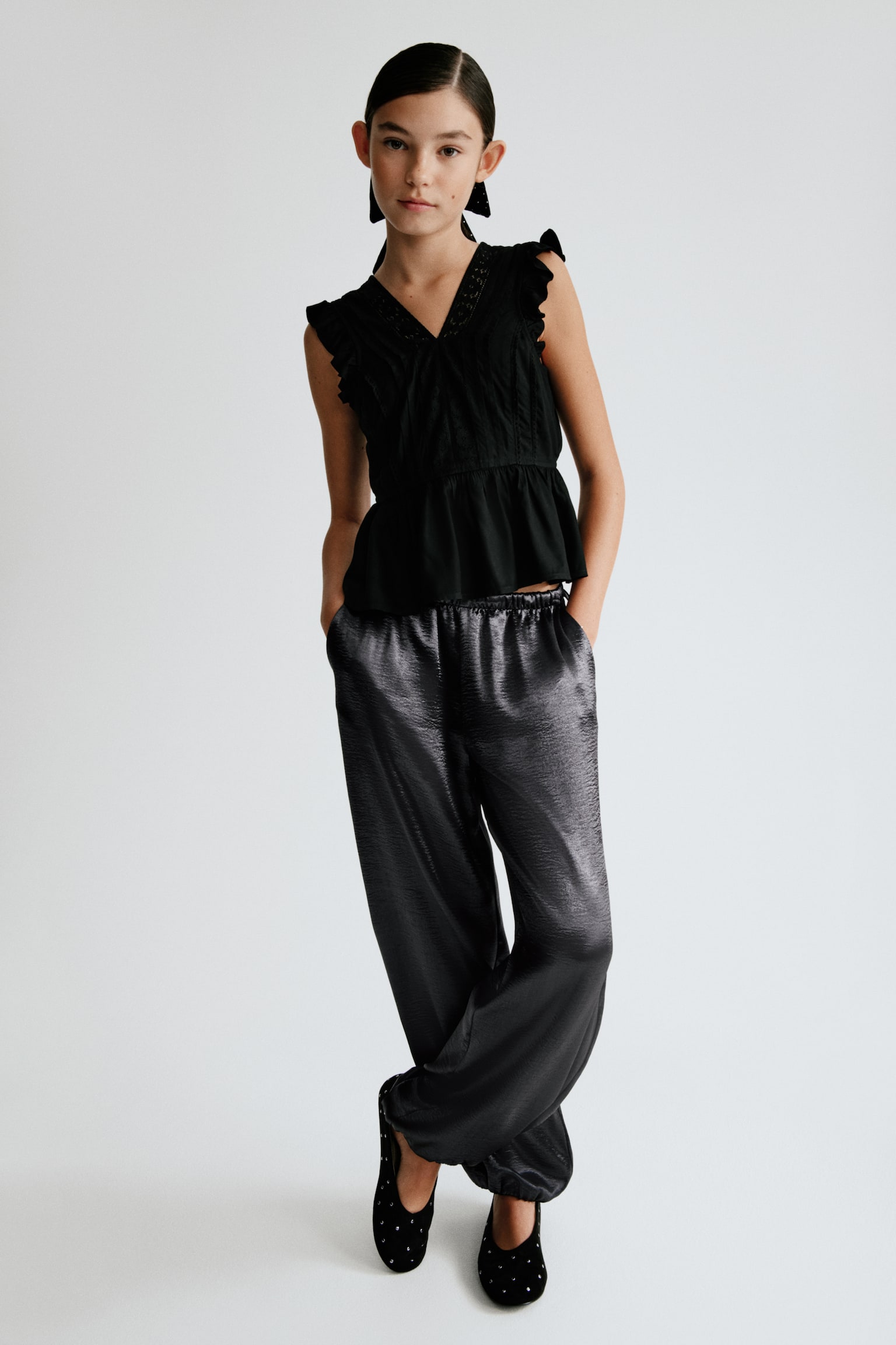 Детские брюки H&M Balloon-Leg Satin, цвет: Чёрный — фото 2